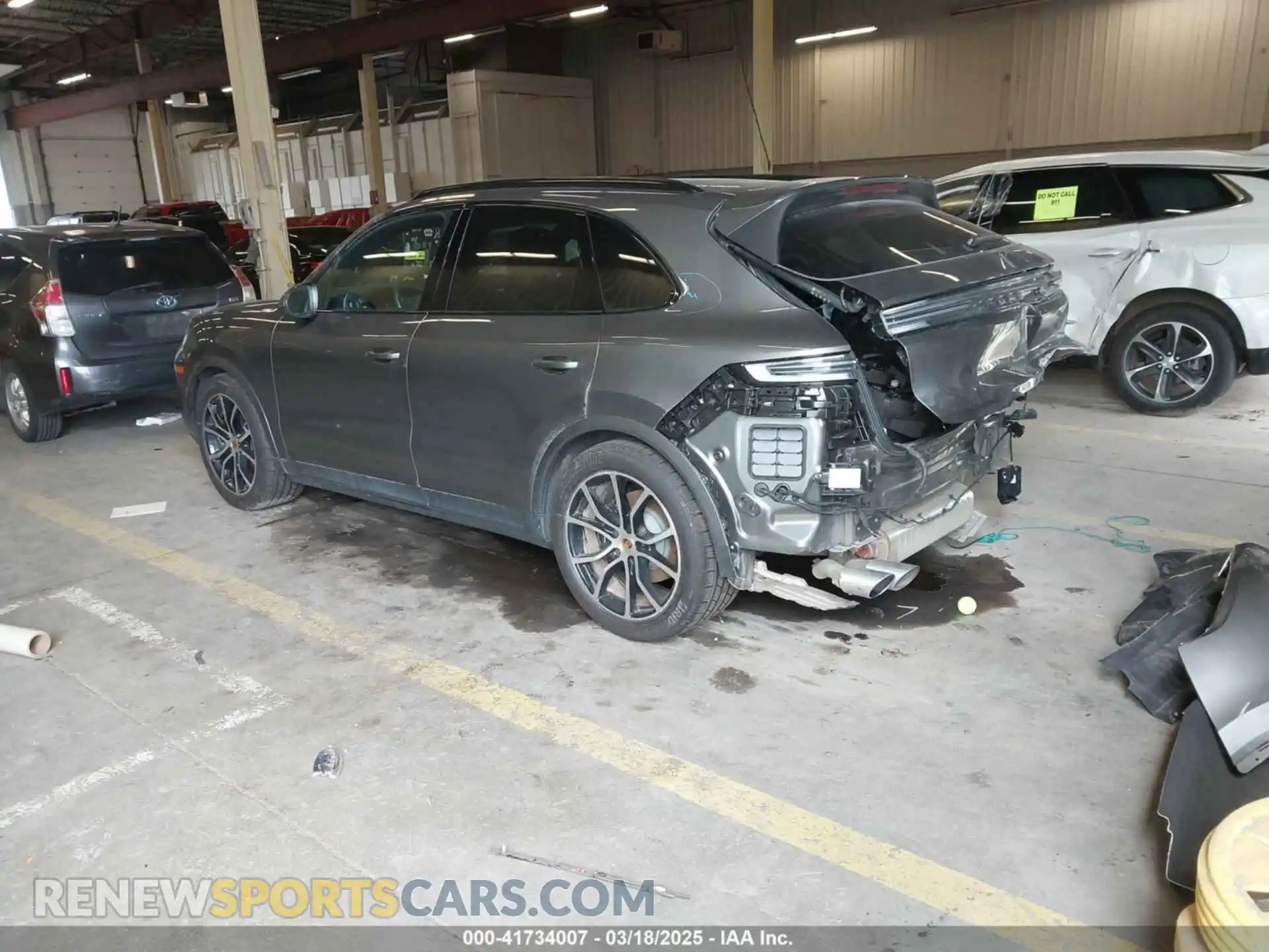 3 Photograph of a damaged car WP1AL2AY1RDA34013 PORSCHE CAYENNE 2024