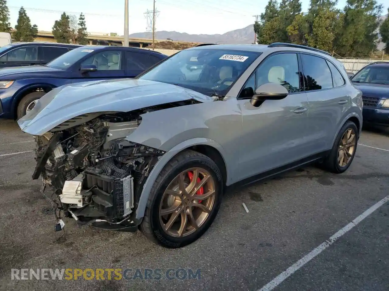 1 Photograph of a damaged car WP1AL2AY8RDA34476 PORSCHE CAYENNE 2024
