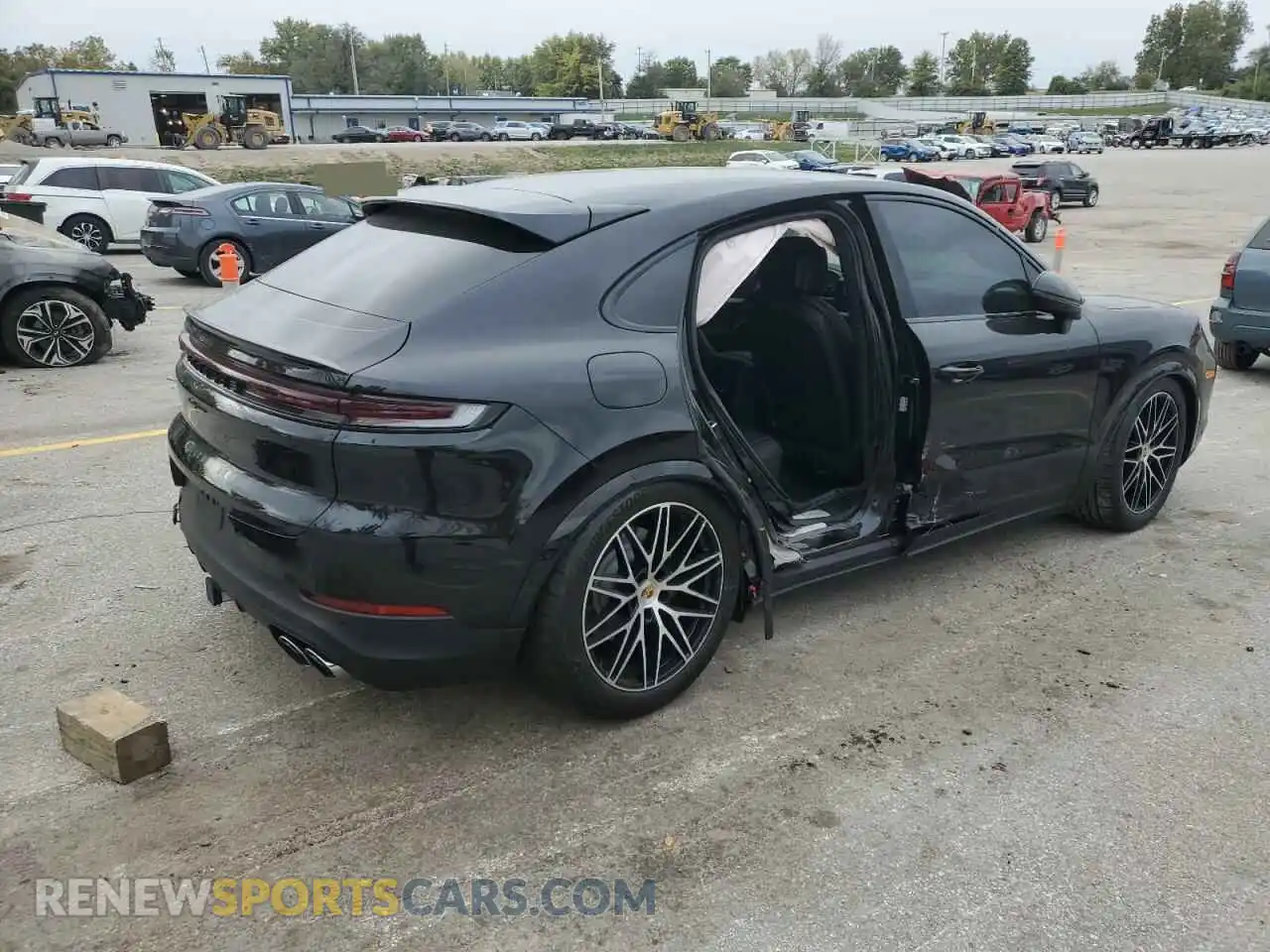 3 Photograph of a damaged car WP1BA2AY0RDA51881 PORSCHE CAYENNE 2024