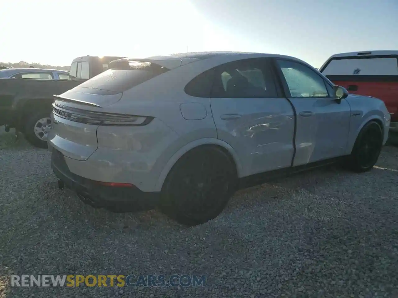 3 Photograph of a damaged car WP1BE2AY3RDA59297 PORSCHE CAYENNE 2024