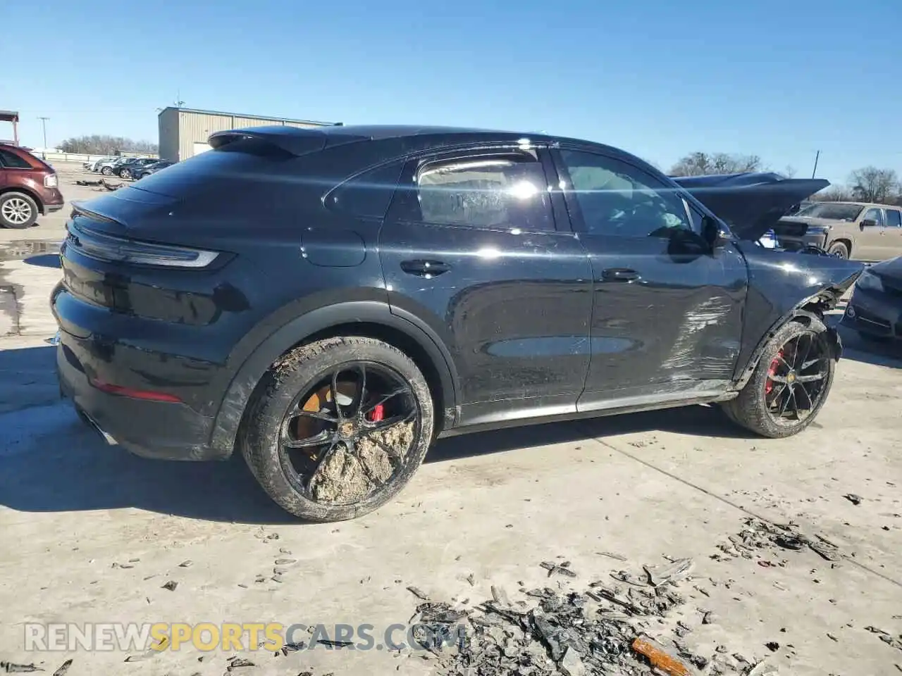 3 fotografías del automóvil dañado WP1BL2AY2RDA60107 PORSCHE CAYENNE 2024