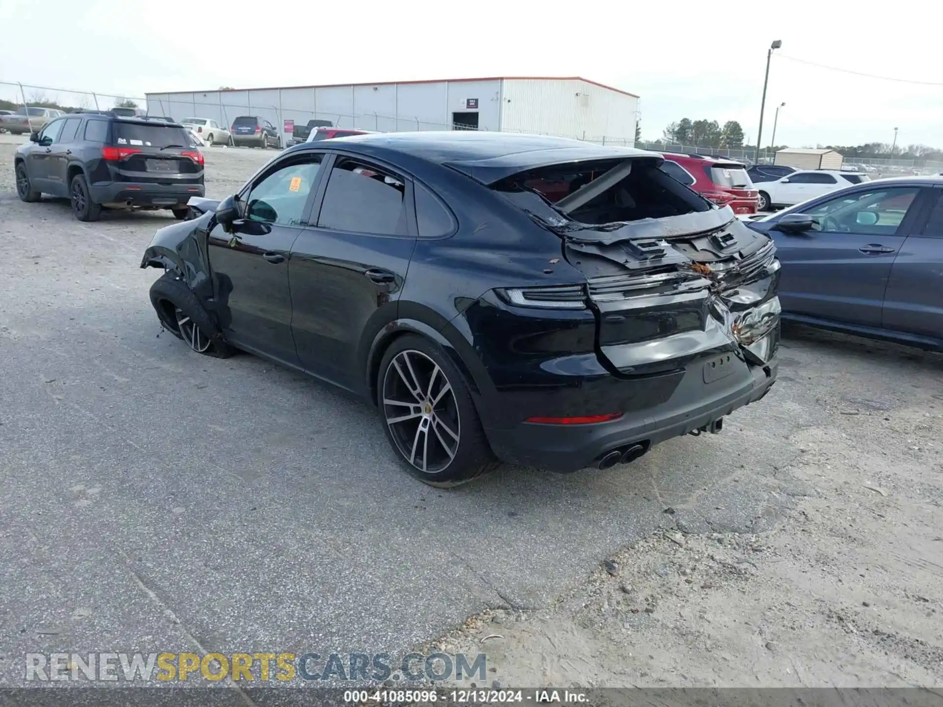 3 fotografías del automóvil dañado WP1BA2AY1RDA49248 PORSCHE CAYENNE COUPE 2024