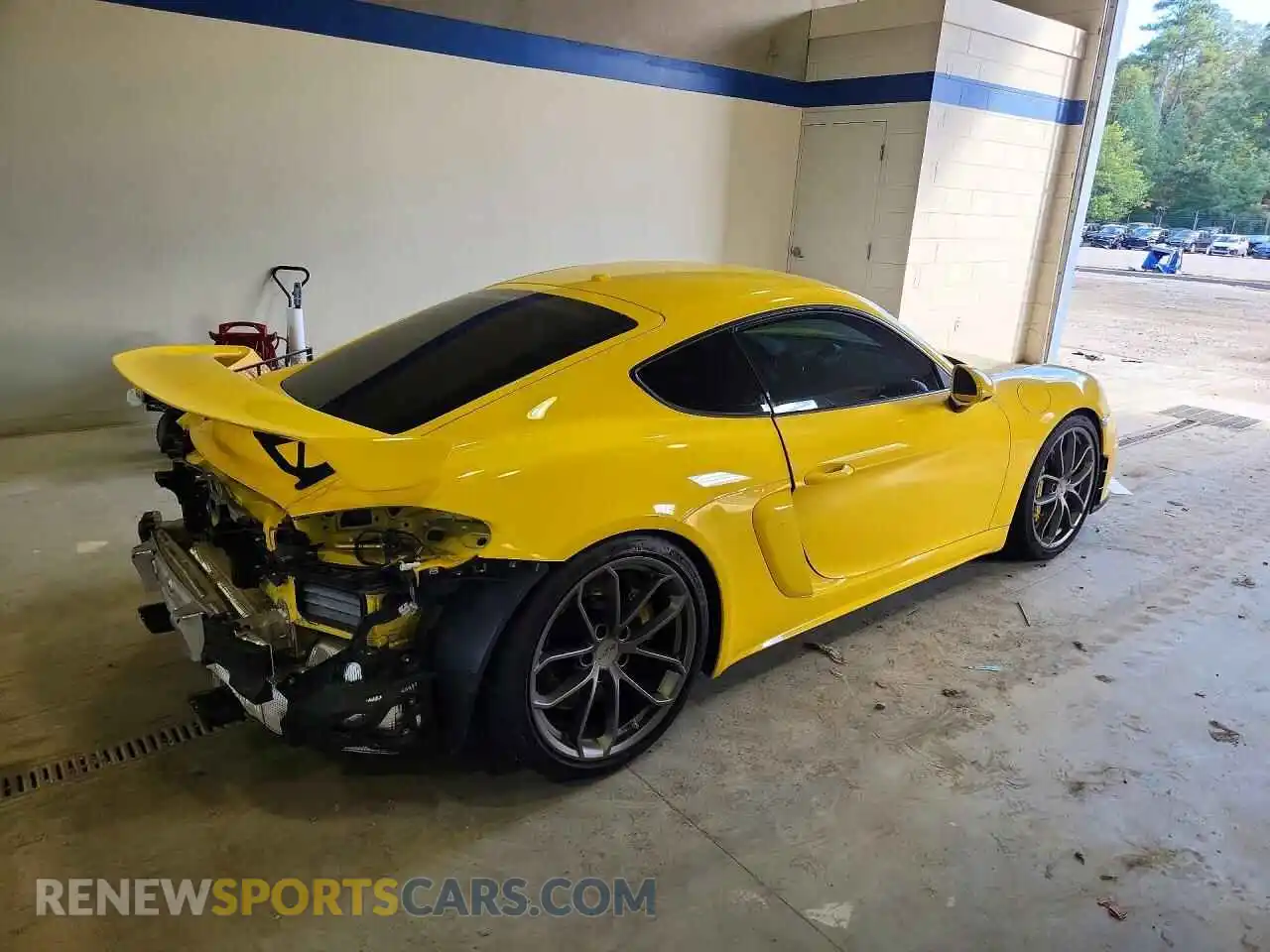 3 fotografías del automóvil dañado WP0AC2A8XMS289300 PORSCHE CAYMAN 2021
