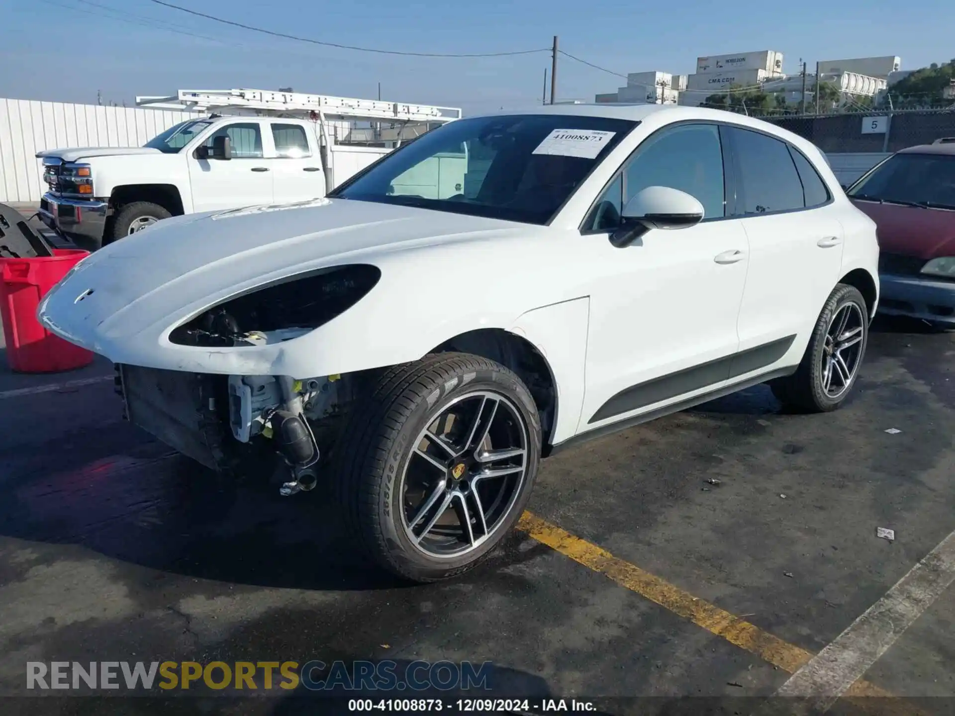 2 Photograph of a damaged car WP1AA2A50KLB02065 PORSCHE MACAN 2019