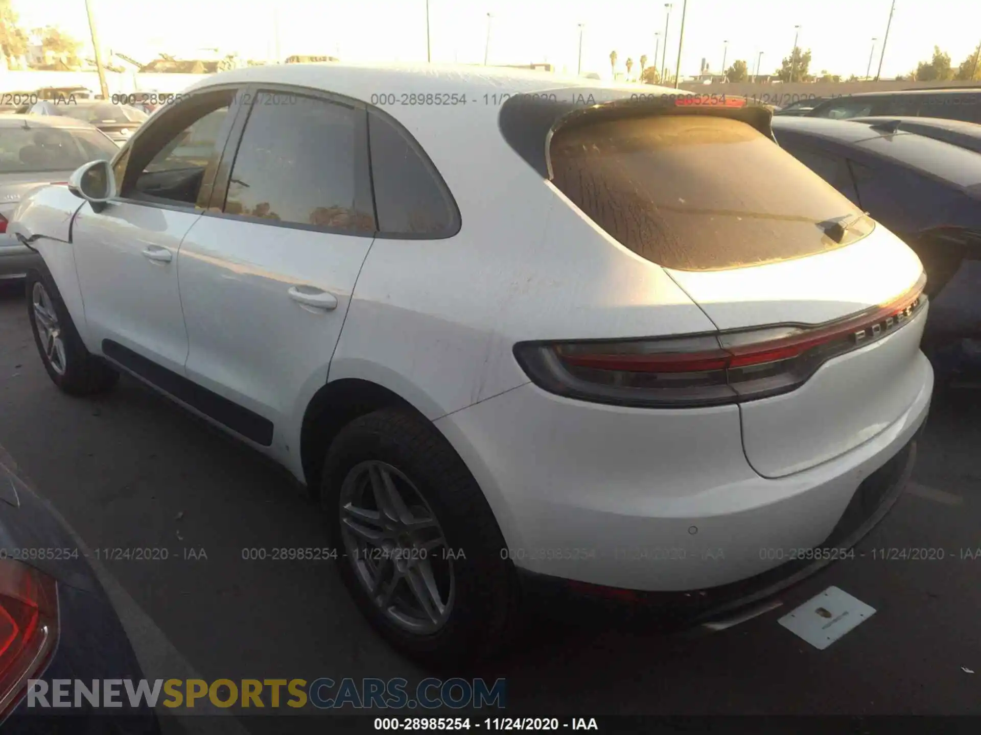 3 Photograph of a damaged car WP1AA2A52KLB01015 PORSCHE MACAN 2019