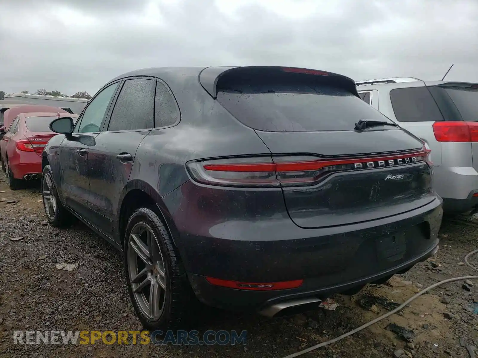3 Photograph of a damaged car WP1AA2A52KLB01628 PORSCHE MACAN 2019