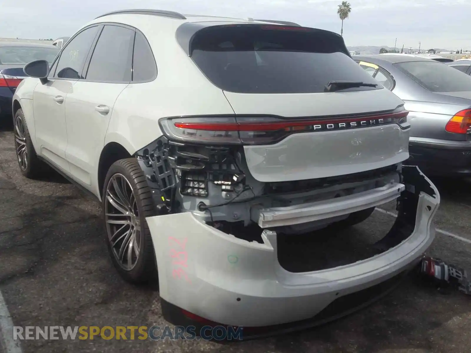 3 Photograph of a damaged car WP1AA2A53KLB03193 PORSCHE MACAN 2019