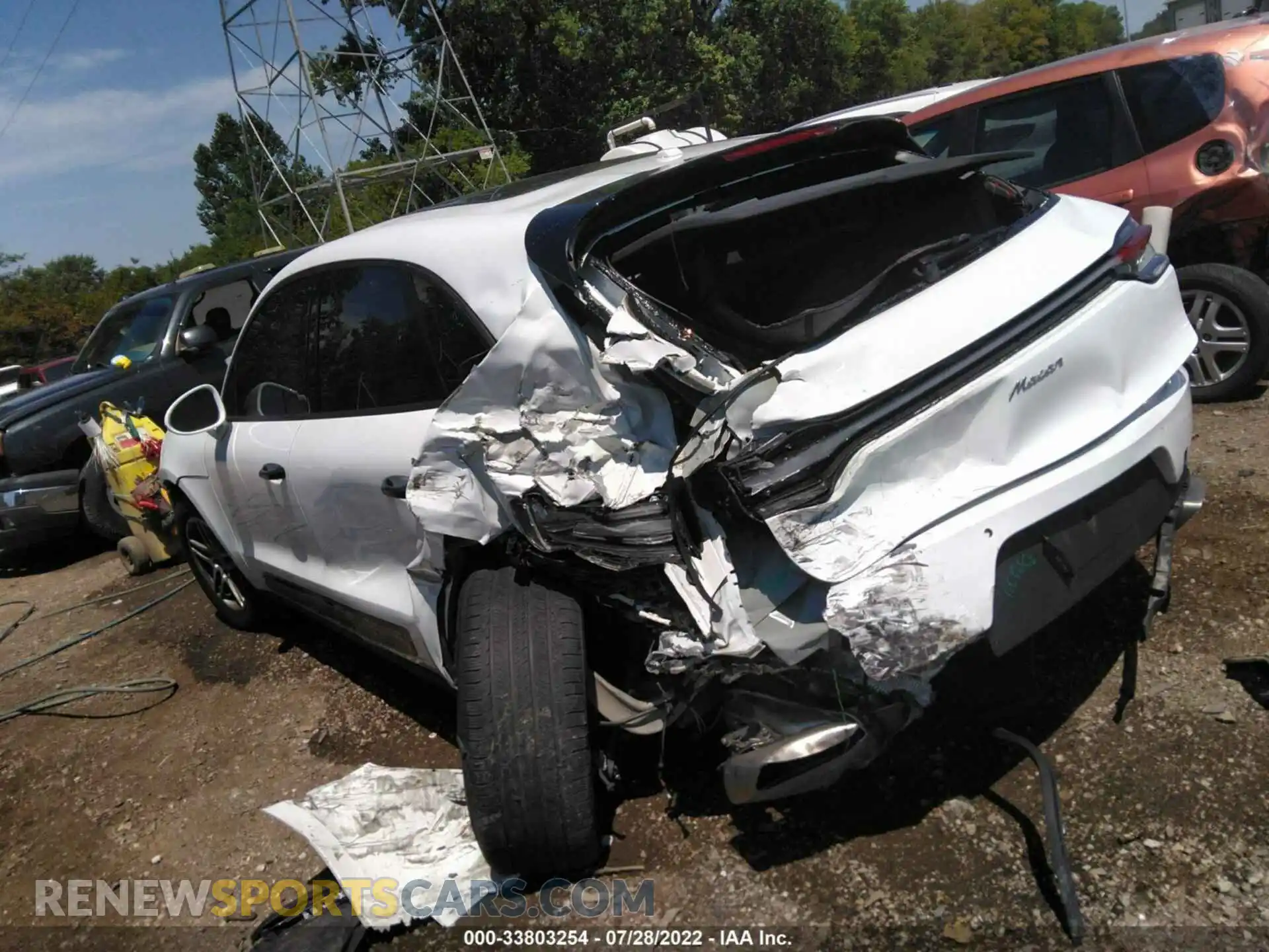 3 Фотография поврежденного автомобиля WP1AA2A54KLB08404 PORSCHE MACAN 2019
