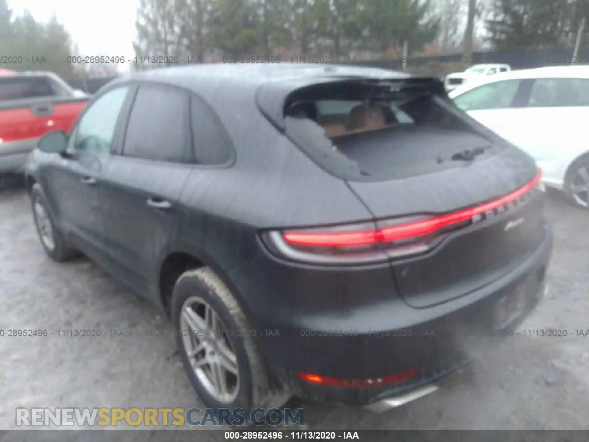 3 Photograph of a damaged car WP1AA2A55KLB05902 PORSCHE MACAN 2019