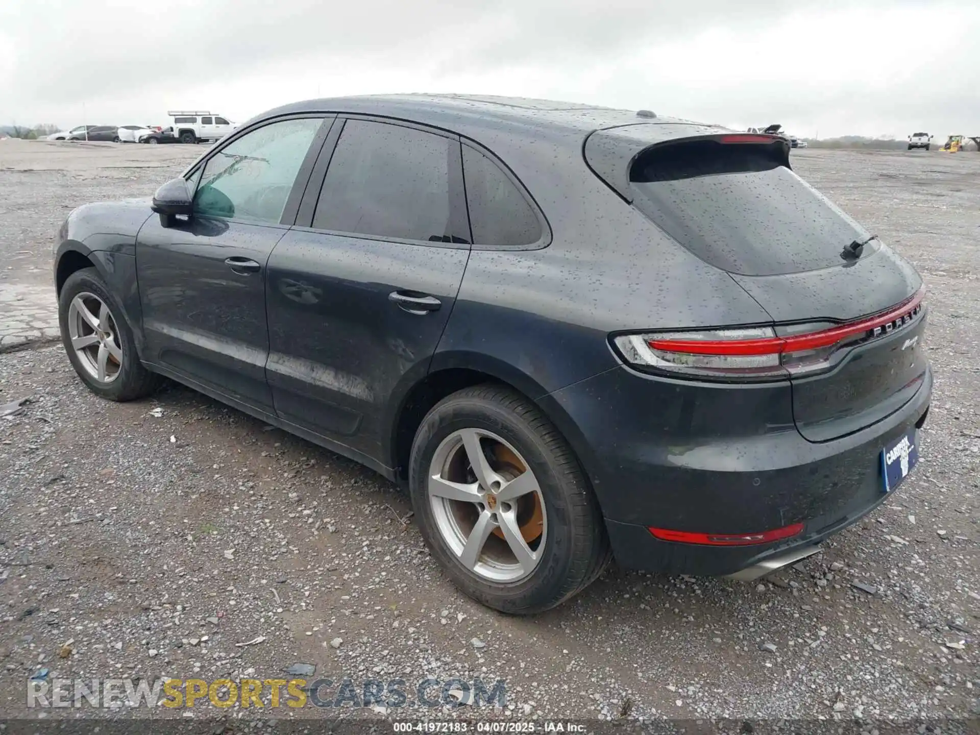 3 Photograph of a damaged car WP1AA2A56KLB05844 PORSCHE MACAN 2019