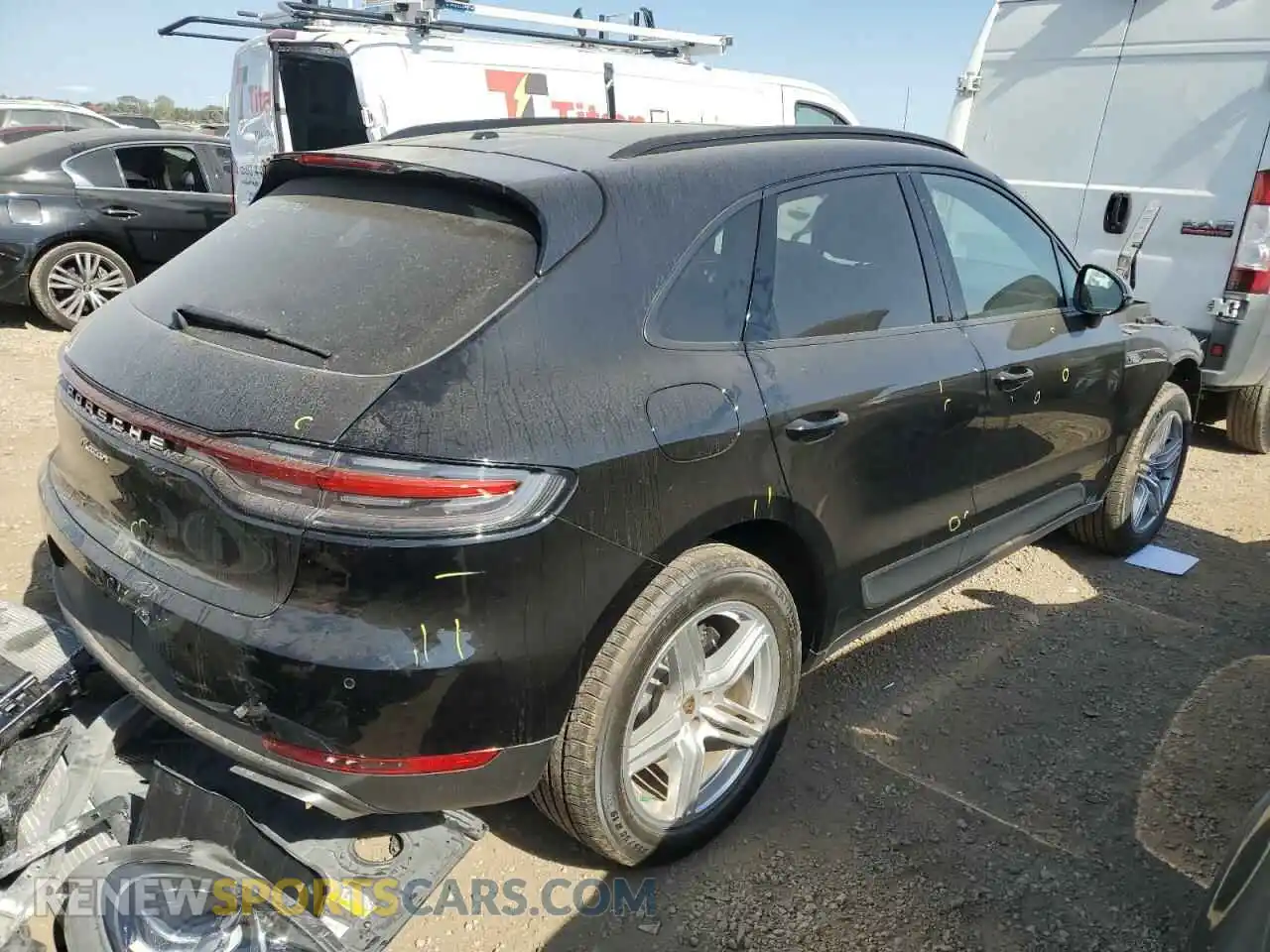 3 Photograph of a damaged car WP1AA2A57KLB00040 PORSCHE MACAN 2019