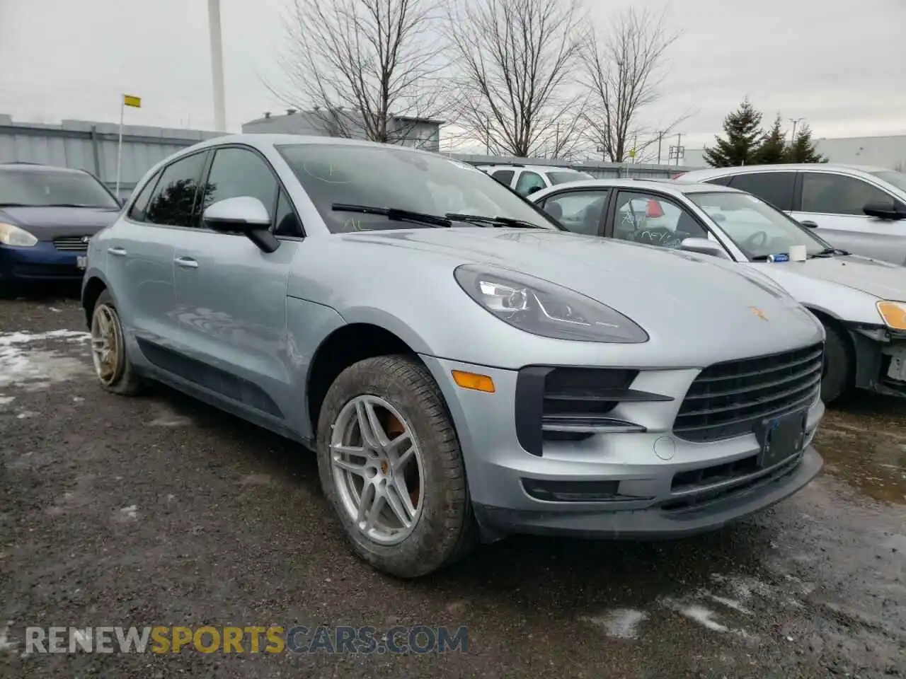 1 Photograph of a damaged car WP1AA2A58KLB04551 PORSCHE MACAN 2019