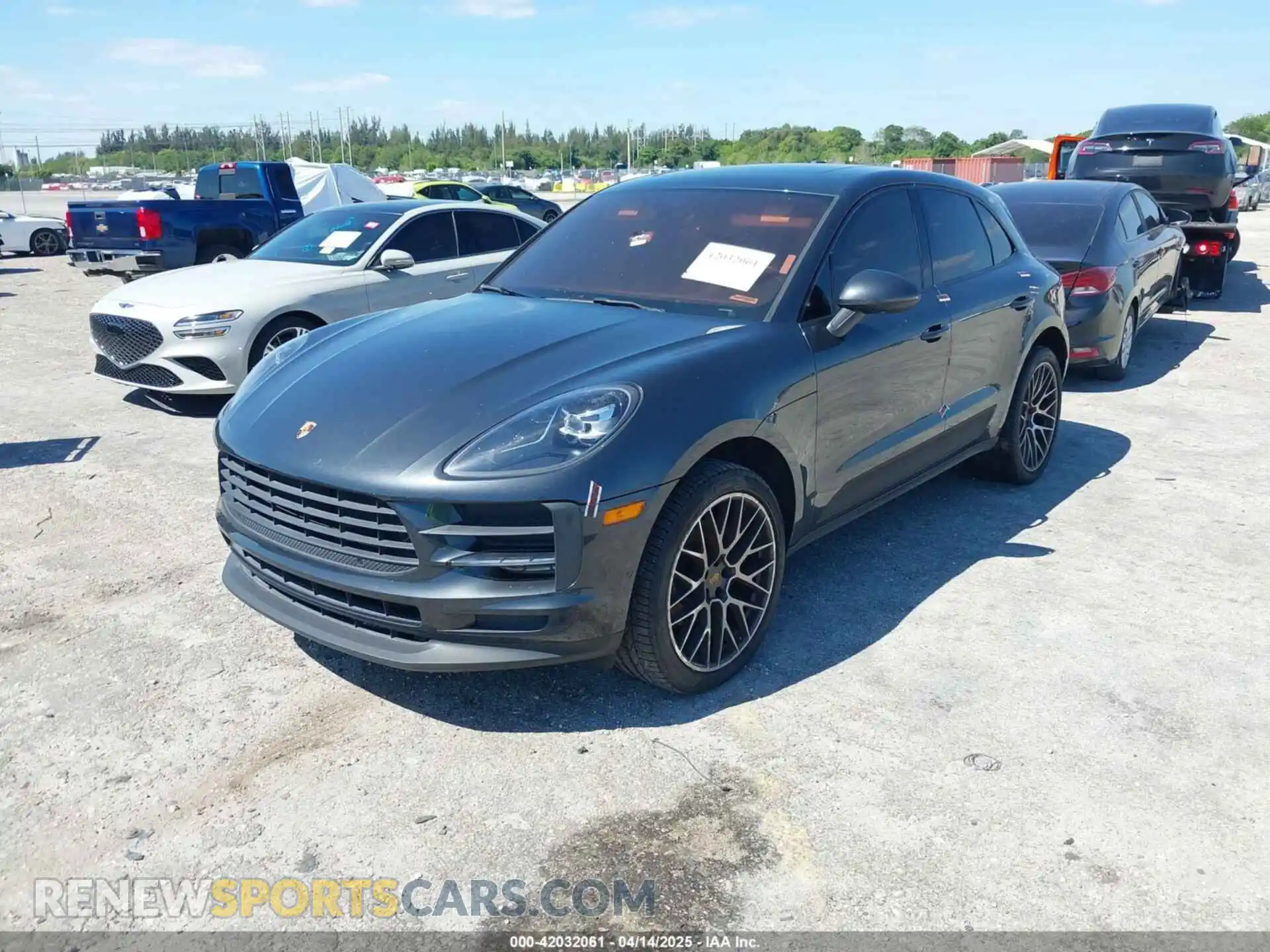 2 Photograph of a damaged car WP1AA2A58KLB08292 PORSCHE MACAN 2019