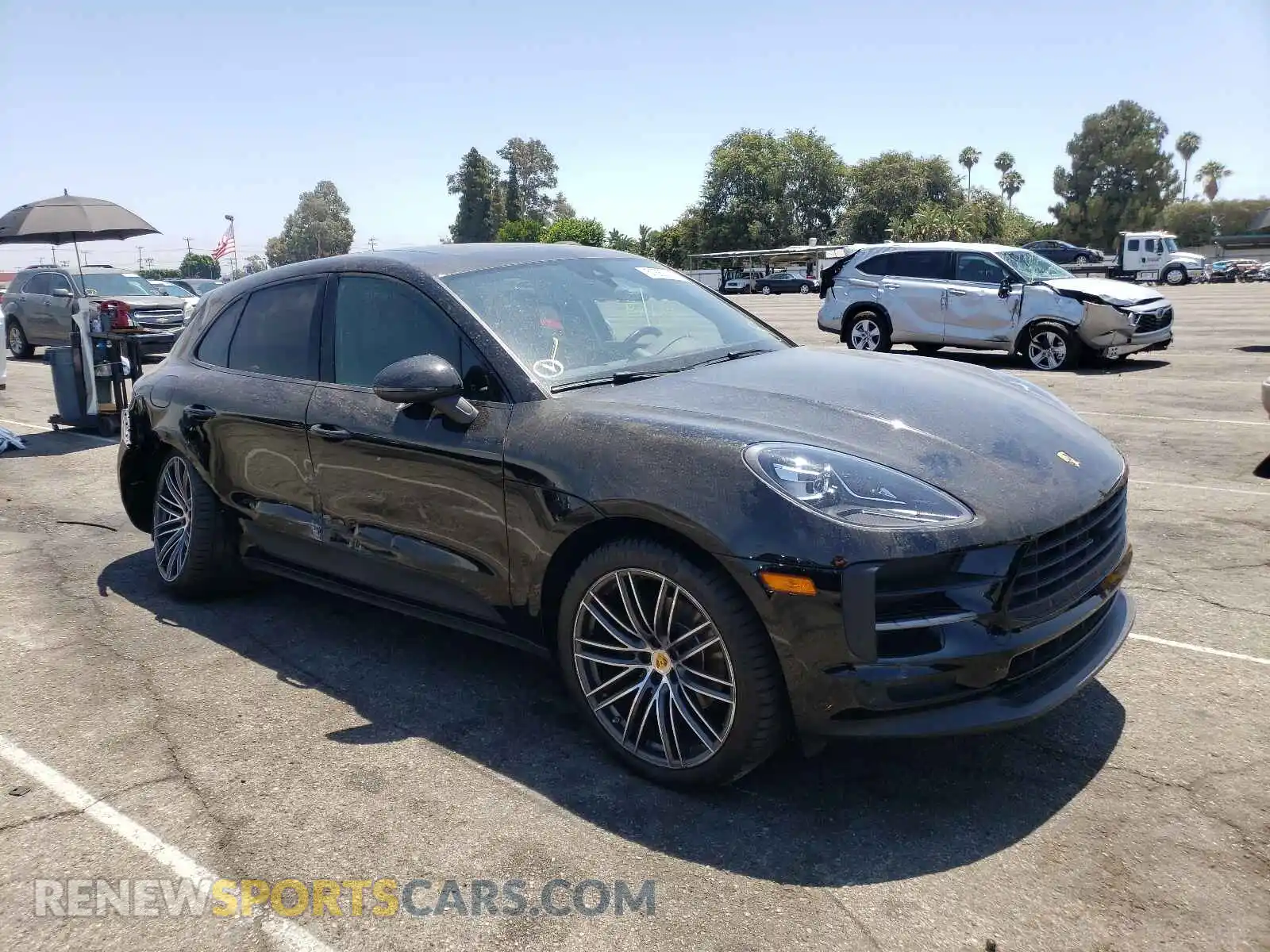 1 Photograph of a damaged car WP1AA2A59KLB09404 PORSCHE MACAN 2019