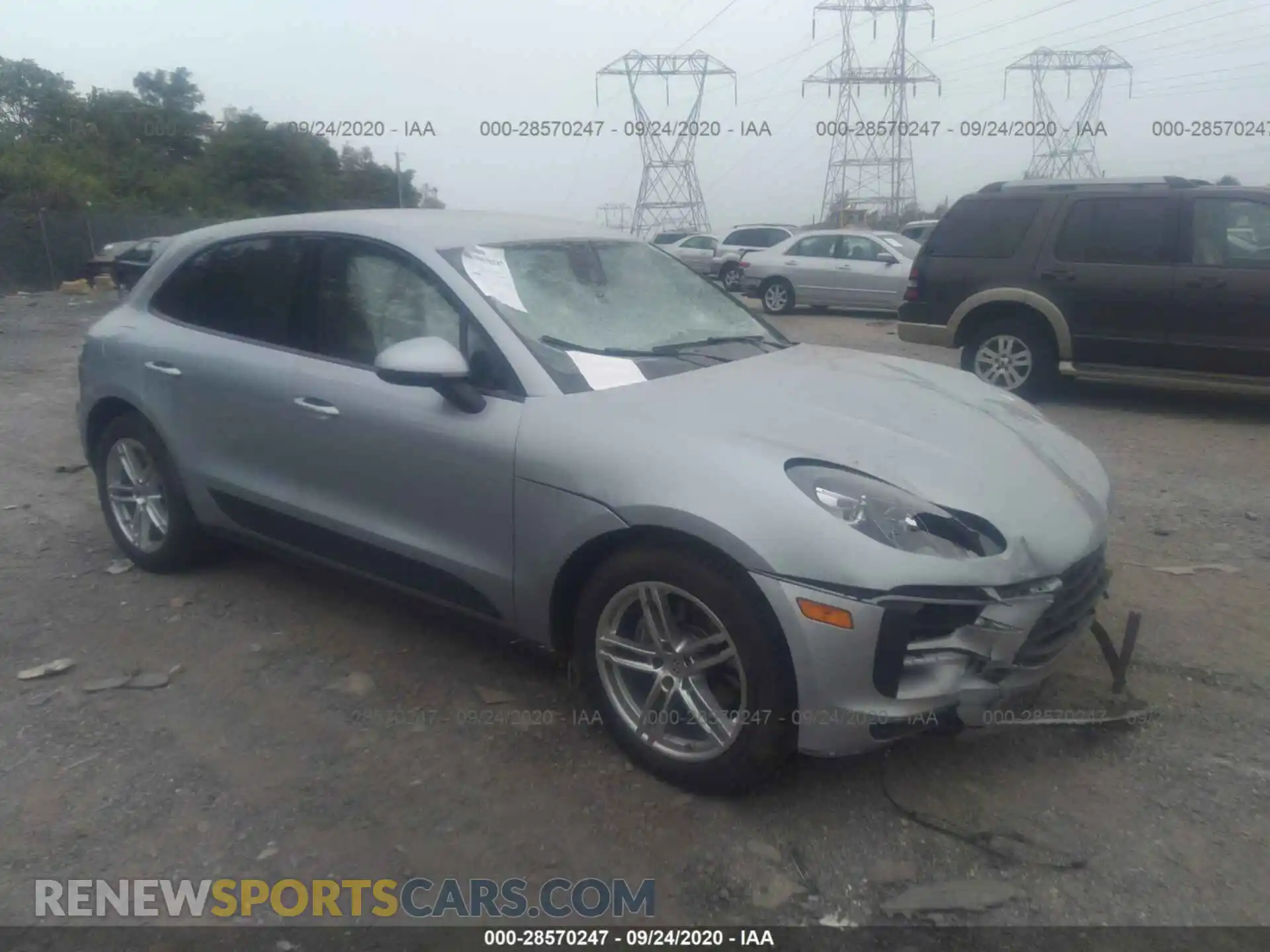 1 Photograph of a damaged car WP1AA2A5XKLB06396 PORSCHE MACAN 2019