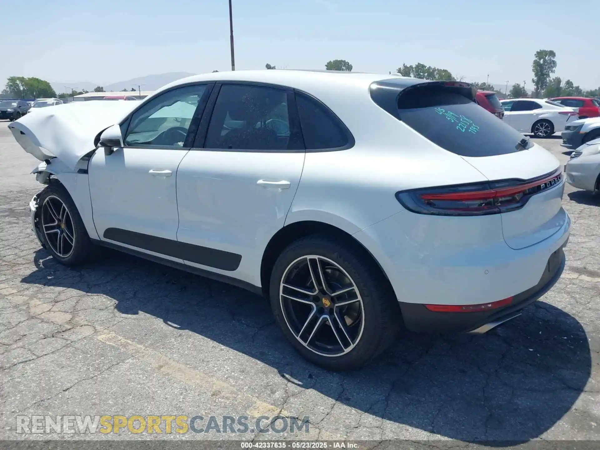 3 Фотография поврежденного автомобиля WP1AA2A5XKLB07595 PORSCHE MACAN 2019