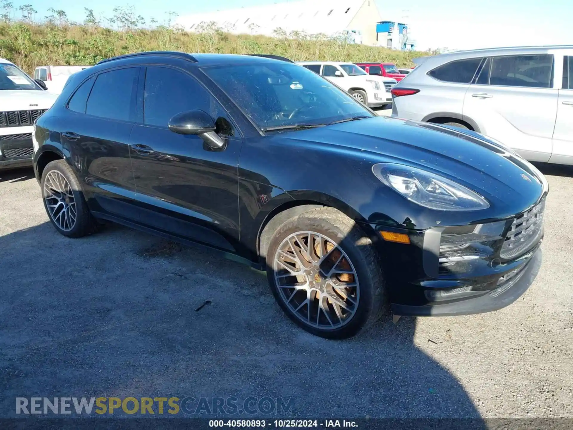 1 Photograph of a damaged car WP1AB2A57KLB33634 PORSCHE MACAN 2019