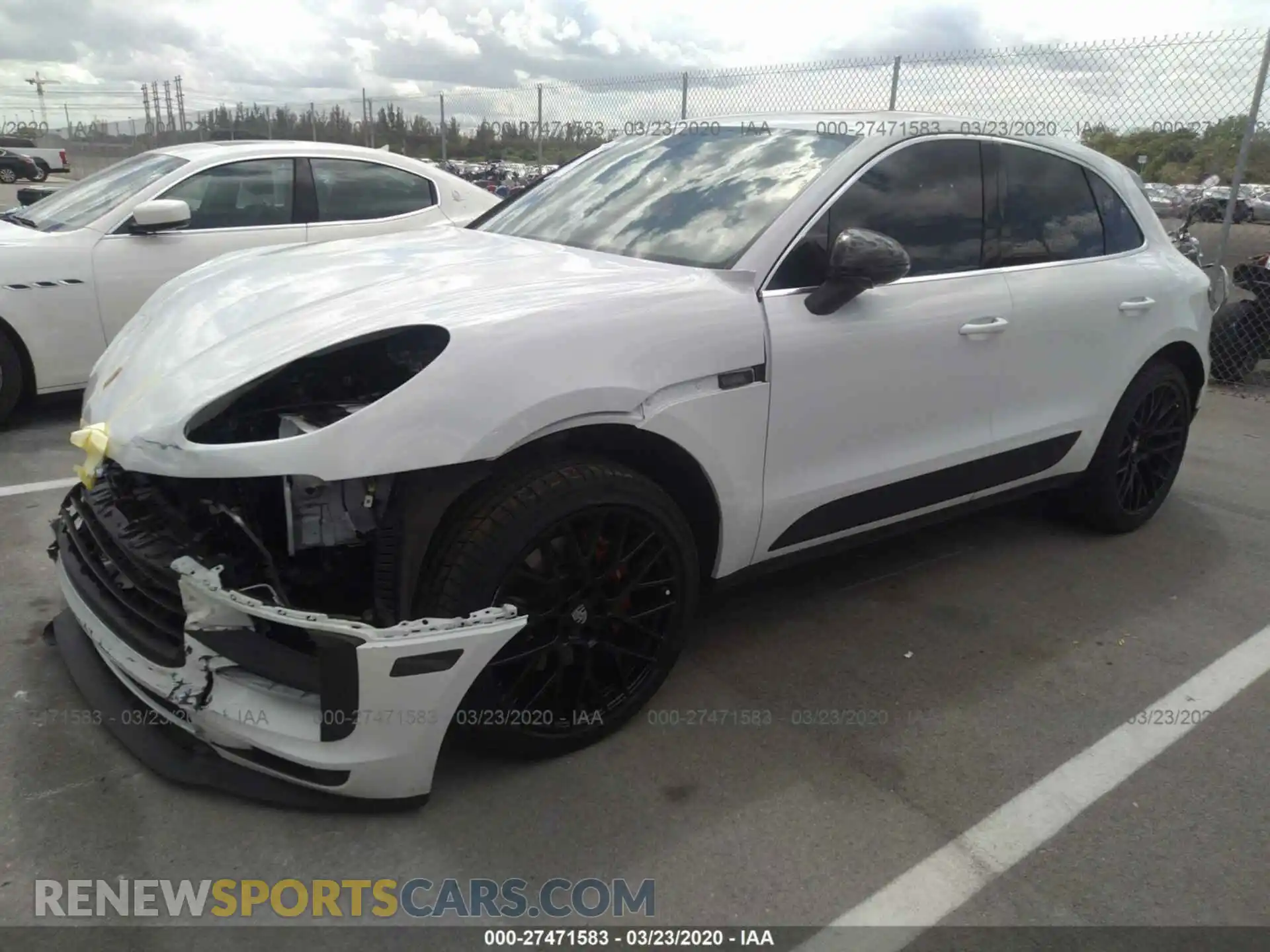 2 Photograph of a damaged car WP1AB2A5XKLB34325 PORSCHE MACAN 2019