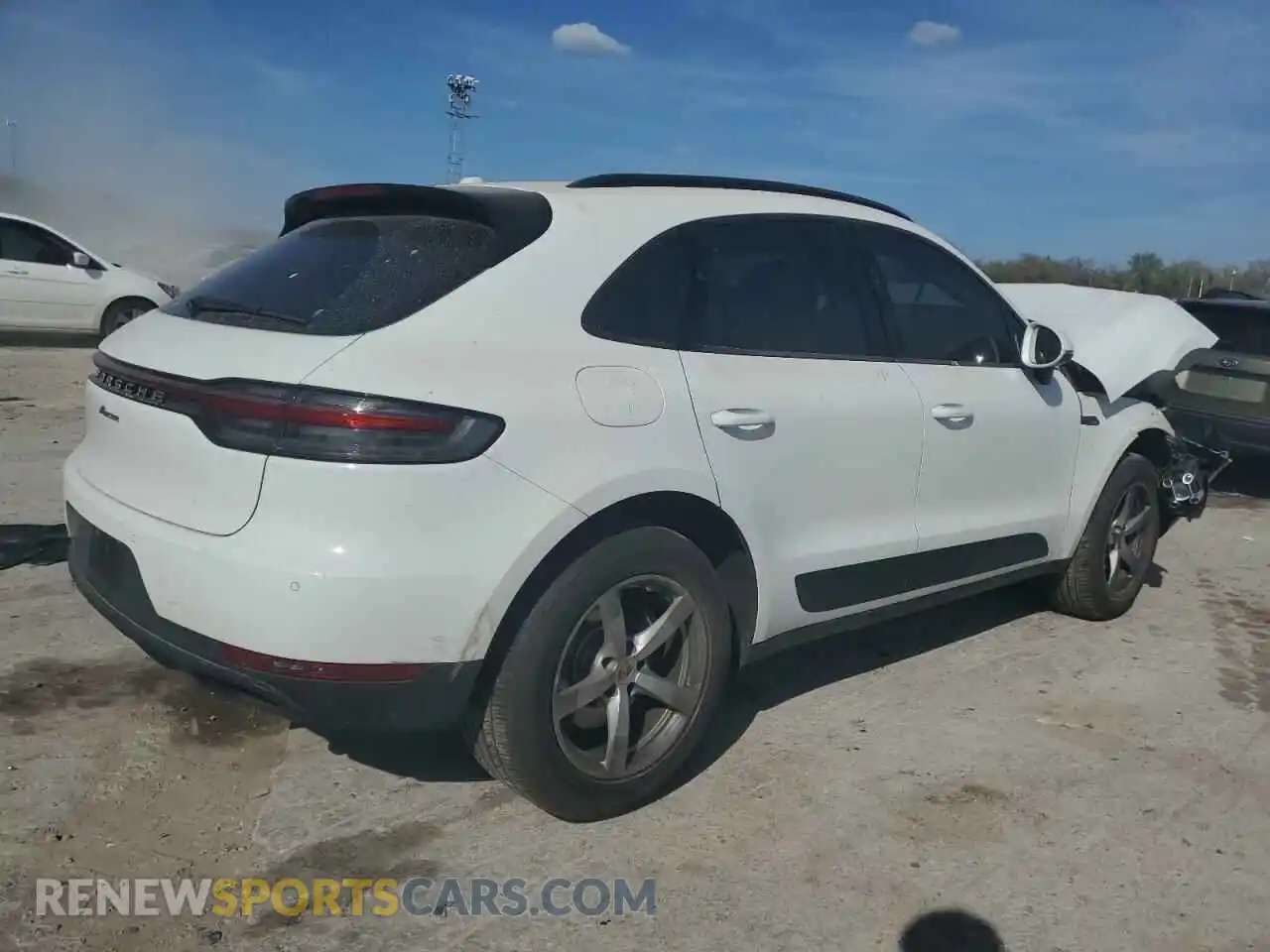 3 fotografías del automóvil dañado WP1AA2A53LLB01302 PORSCHE MACAN 2020