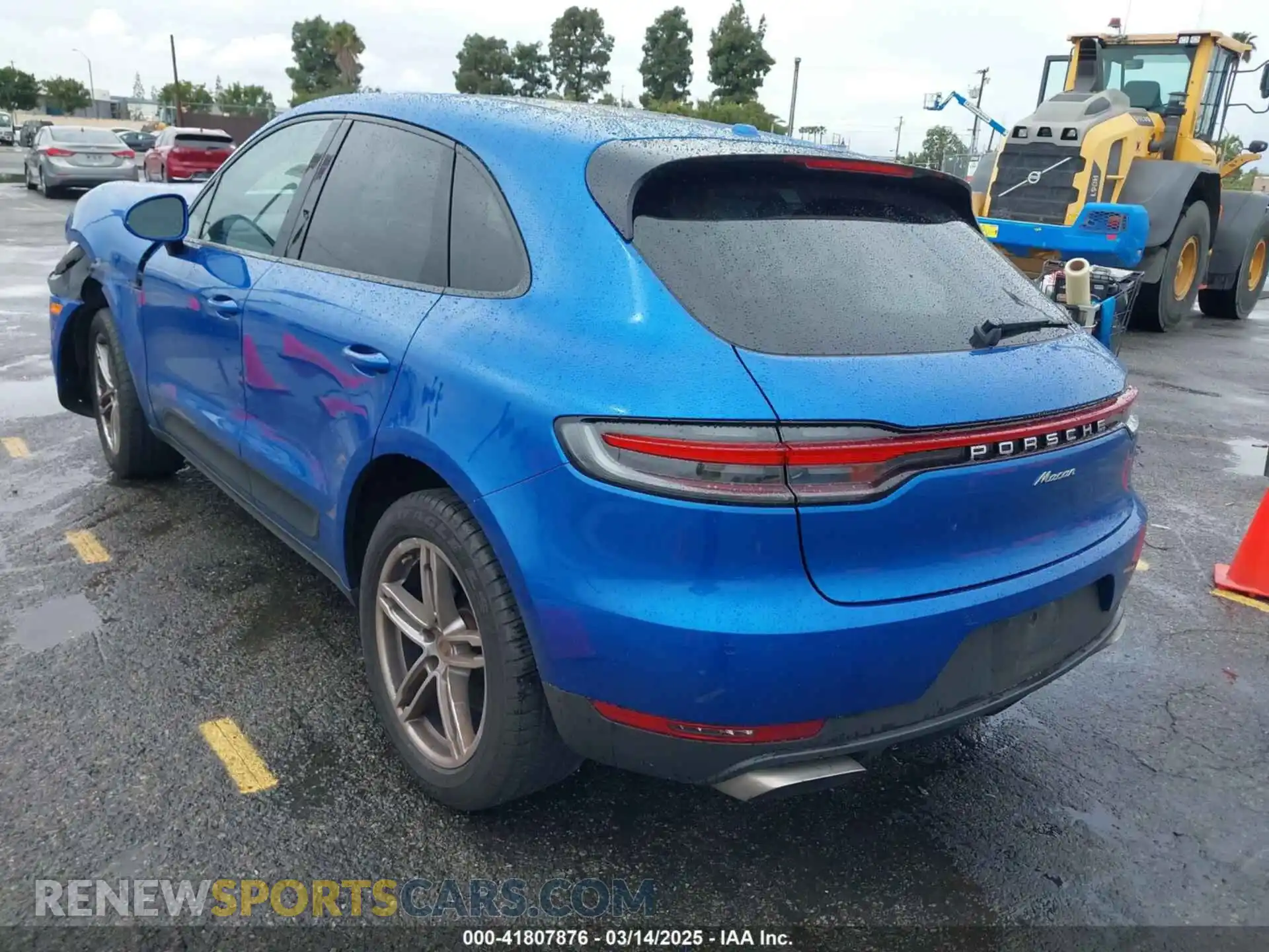 3 Photograph of a damaged car WP1AA2A53LLB11778 PORSCHE MACAN 2020