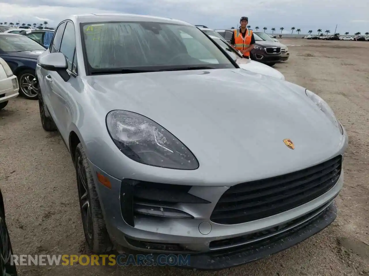 1 Photograph of a damaged car WP1AA2A54LLB11501 PORSCHE MACAN 2020