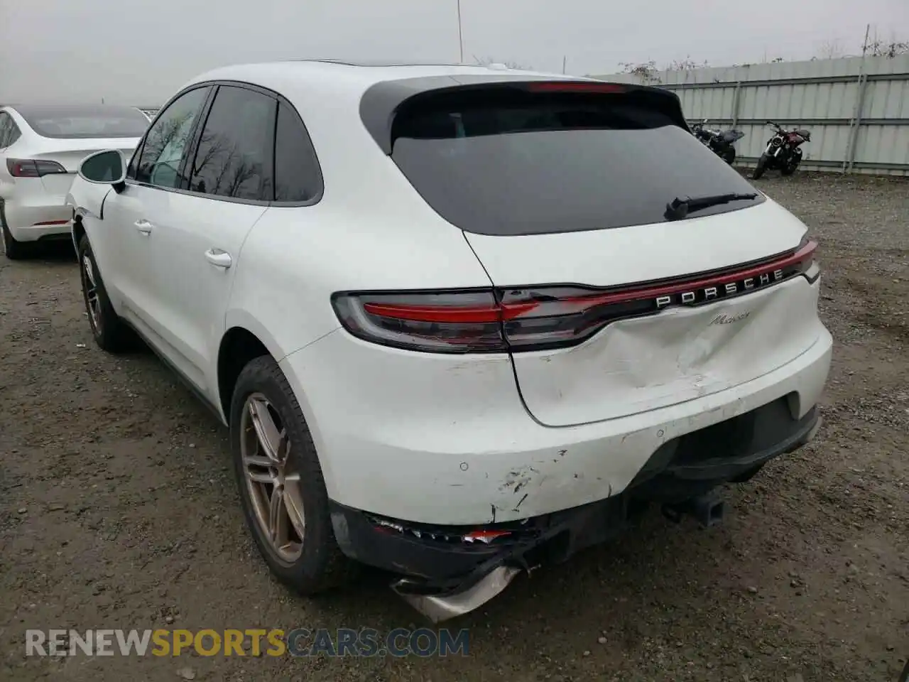 3 Photograph of a damaged car WP1AA2A56LLB12553 PORSCHE MACAN 2020