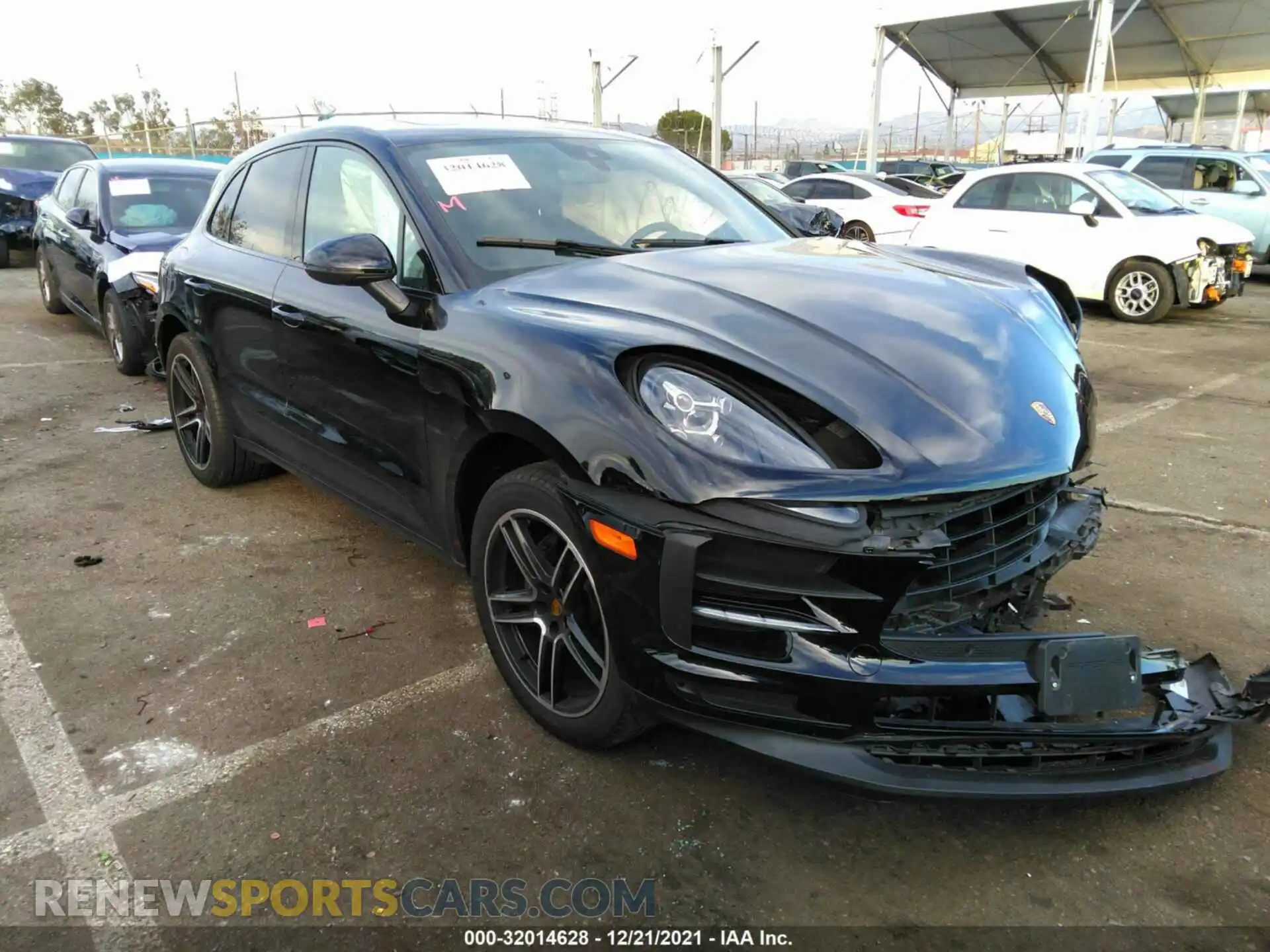 1 Photograph of a damaged car WP1AA2A58LLB11565 PORSCHE MACAN 2020