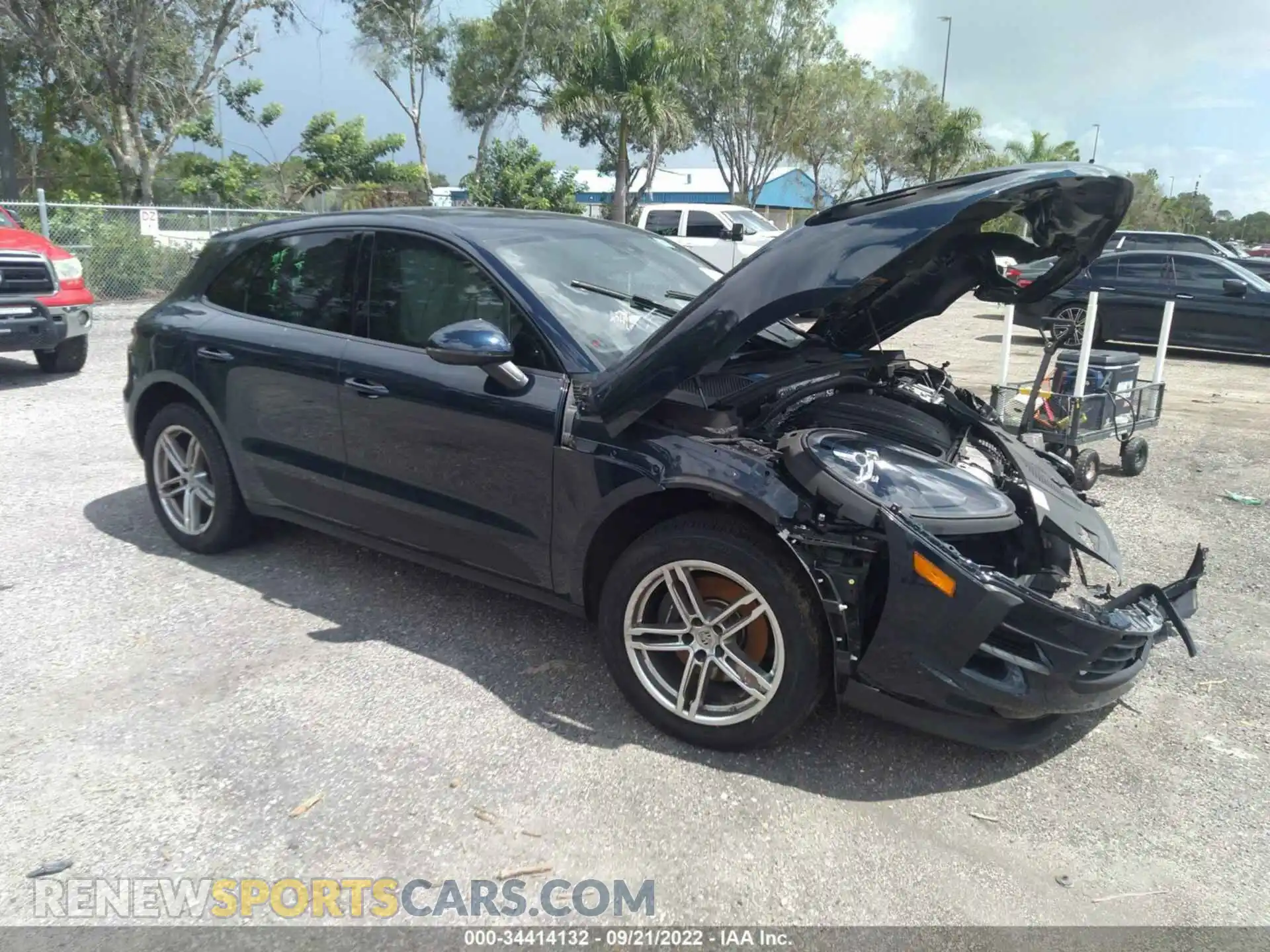 1 Photograph of a damaged car WP1AA2A59LLB02809 PORSCHE MACAN 2020