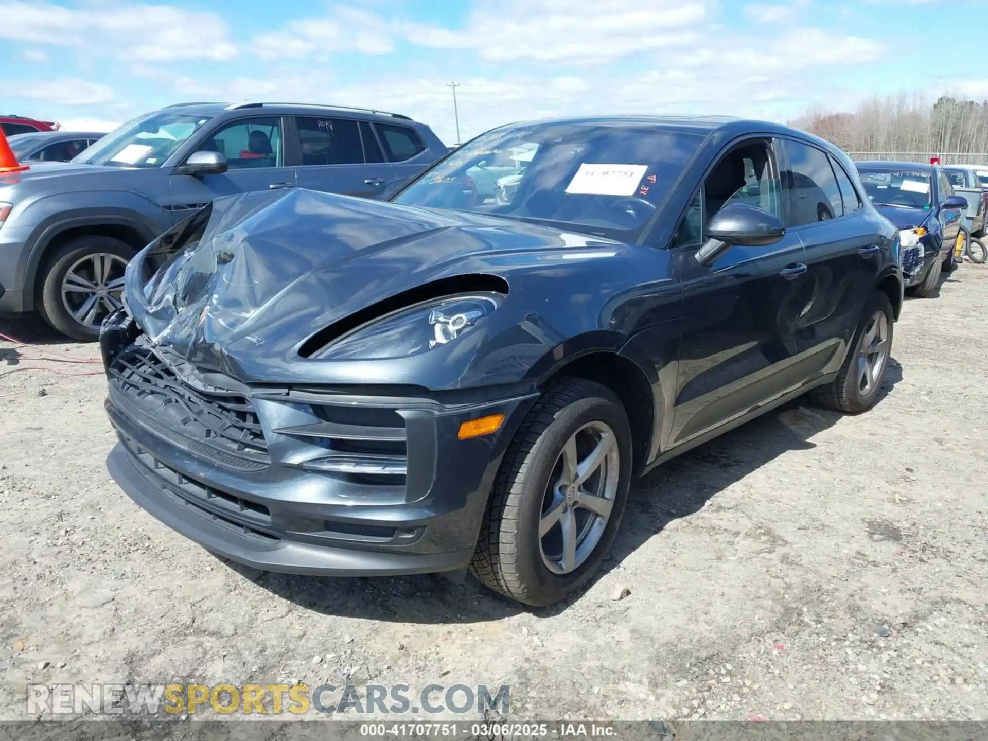 2 fotografías del automóvil dañado WP1AA2A59LLB03605 PORSCHE MACAN 2020