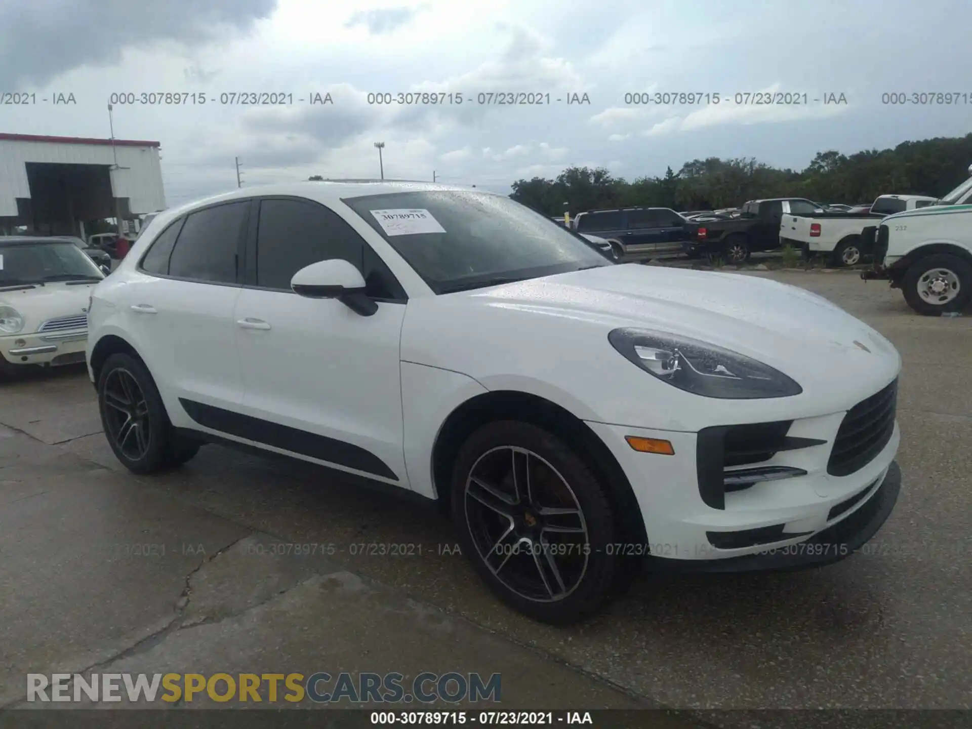 1 Photograph of a damaged car WP1AA2A5XLLB05931 PORSCHE MACAN 2020