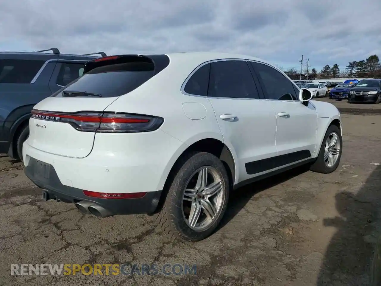 3 Photograph of a damaged car WP1AB2A50LLB32861 PORSCHE MACAN 2020