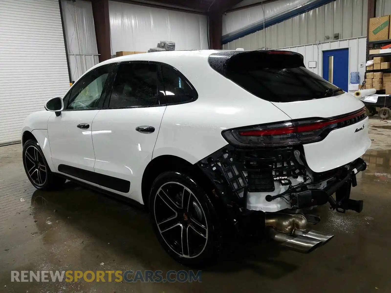 3 Photograph of a damaged car WP1AB2A51LLB34358 PORSCHE MACAN 2020