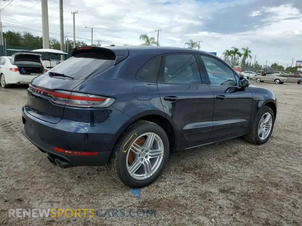 3 Photograph of a damaged car WP1AB2A53LLB32563 PORSCHE MACAN 2020