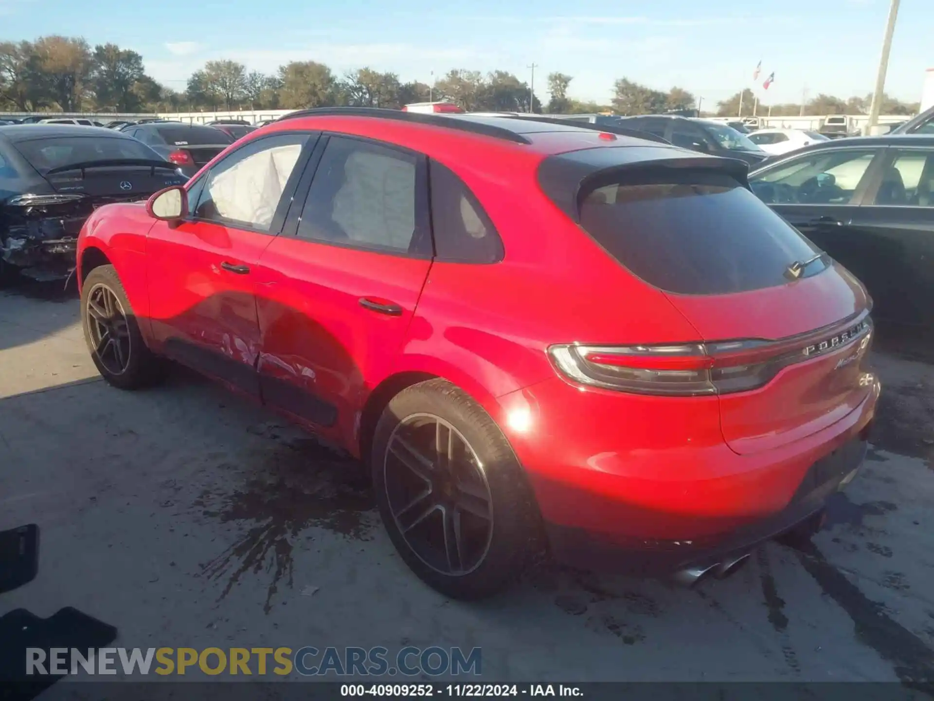 3 Photograph of a damaged car WP1AB2A53LLB35656 PORSCHE MACAN 2020