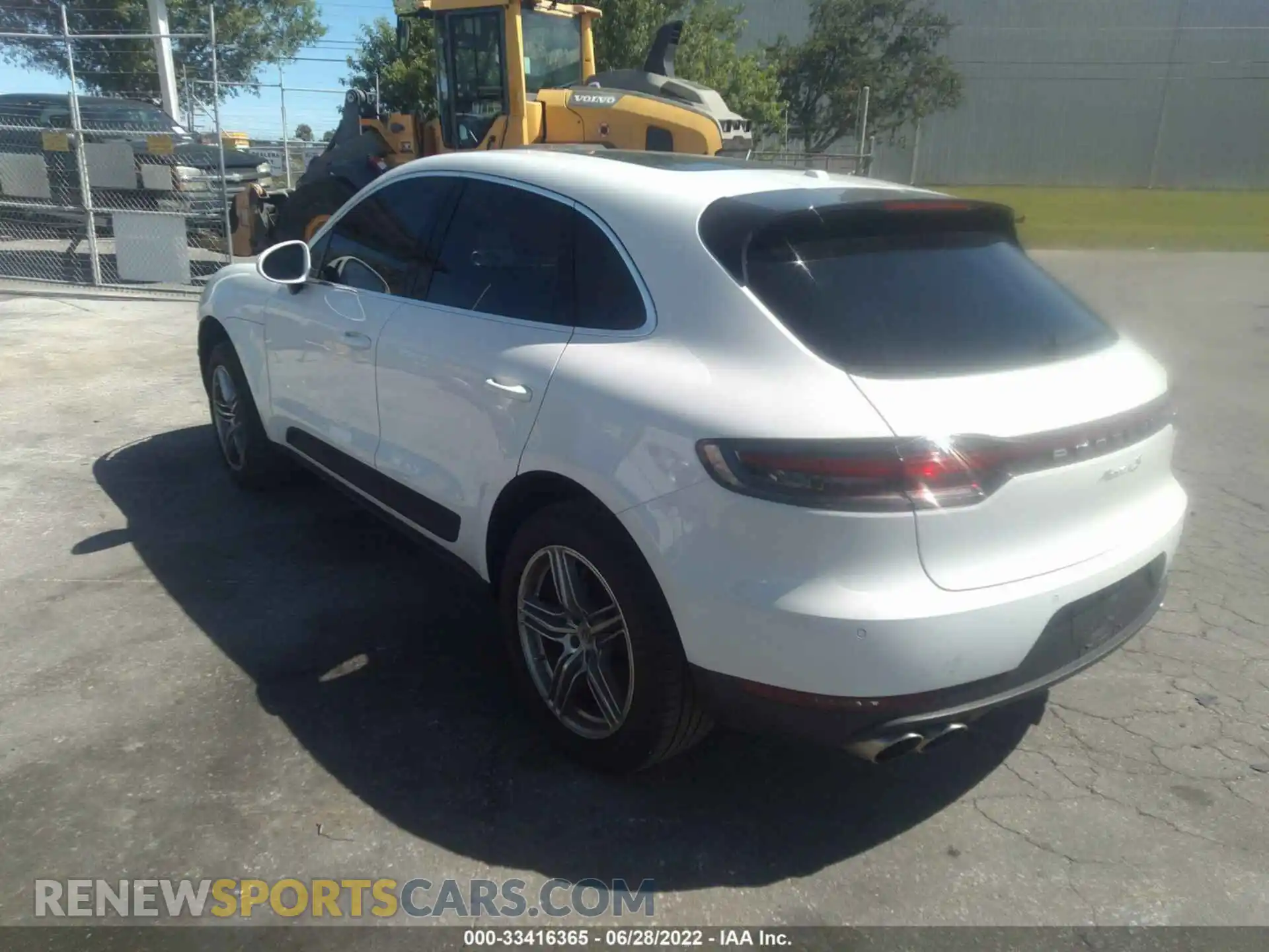 3 Photograph of a damaged car WP1AB2A56LLB32556 PORSCHE MACAN 2020