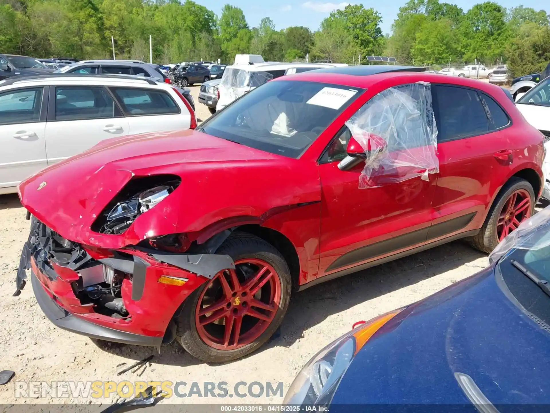 2 fotografías del automóvil dañado WP1AB2A56LLB33142 PORSCHE MACAN 2020