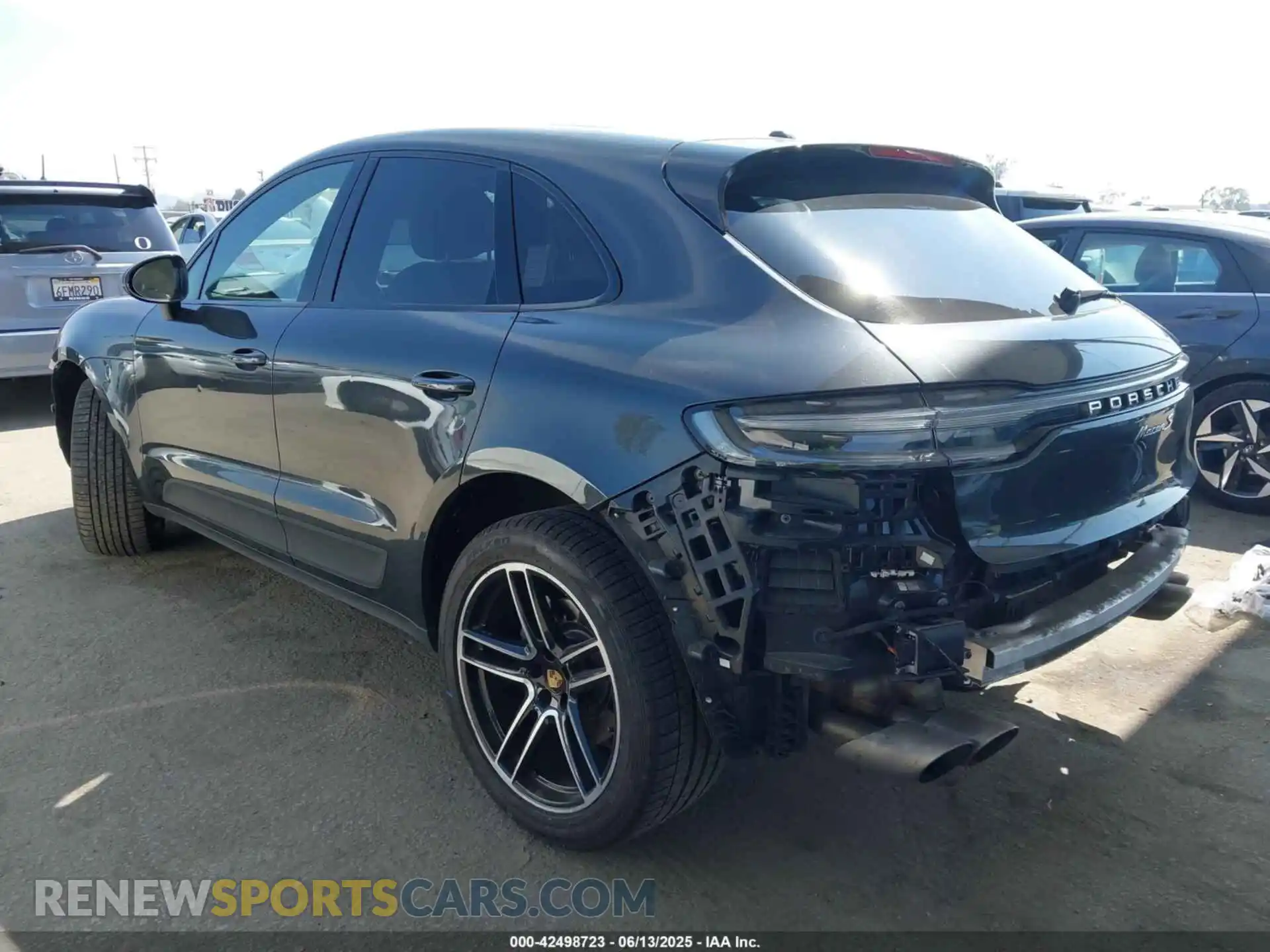 3 Photograph of a damaged car WP1AB2A59LLB32454 PORSCHE MACAN 2020