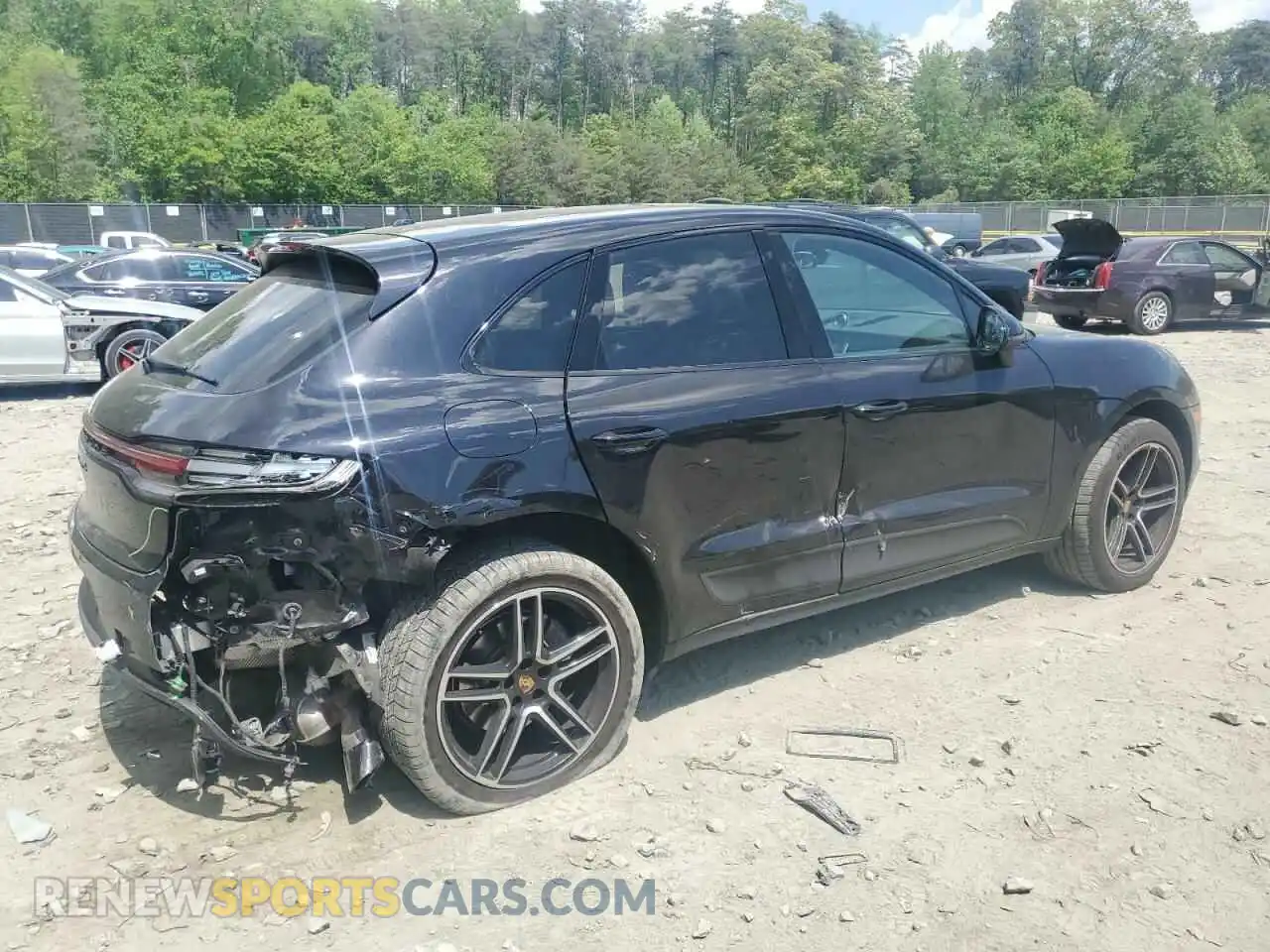 3 Фотография поврежденного автомобиля WP1AB2A59LLB37685 PORSCHE MACAN 2020