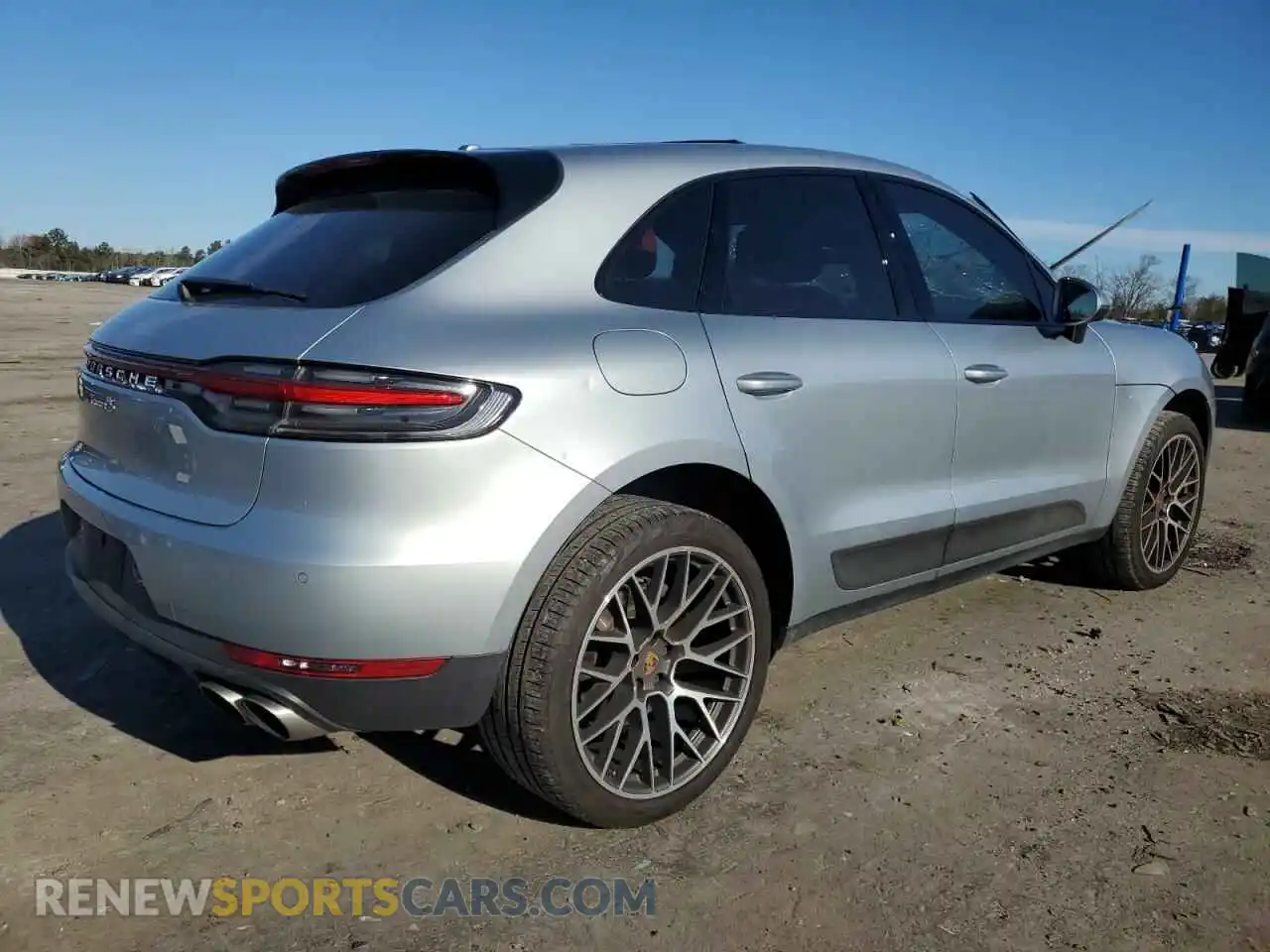 3 fotografías del automóvil dañado WP1AB2A5XLLB32236 PORSCHE MACAN 2020