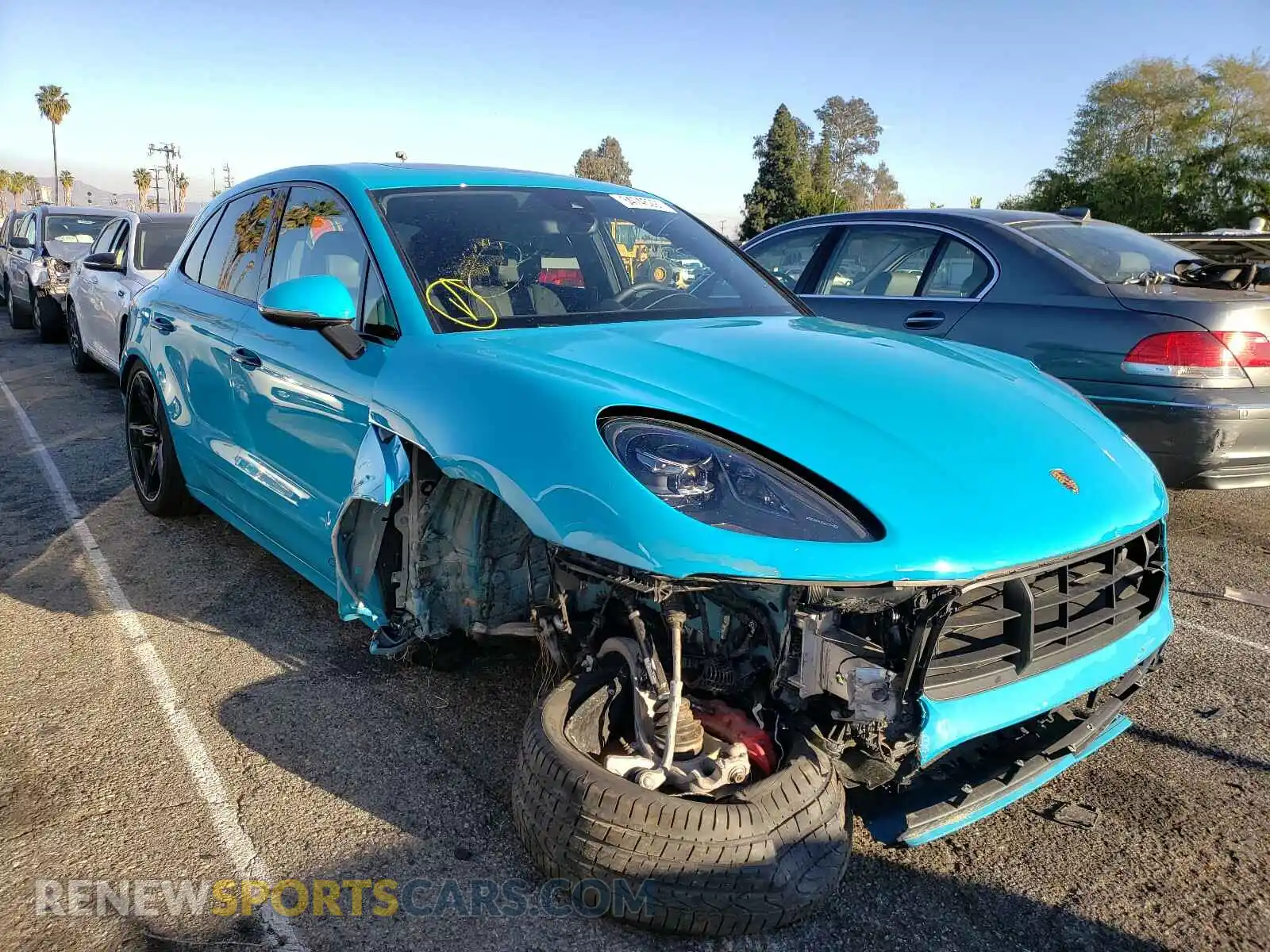 1 Photograph of a damaged car WP1AG2A54LLB55979 PORSCHE MACAN 2020