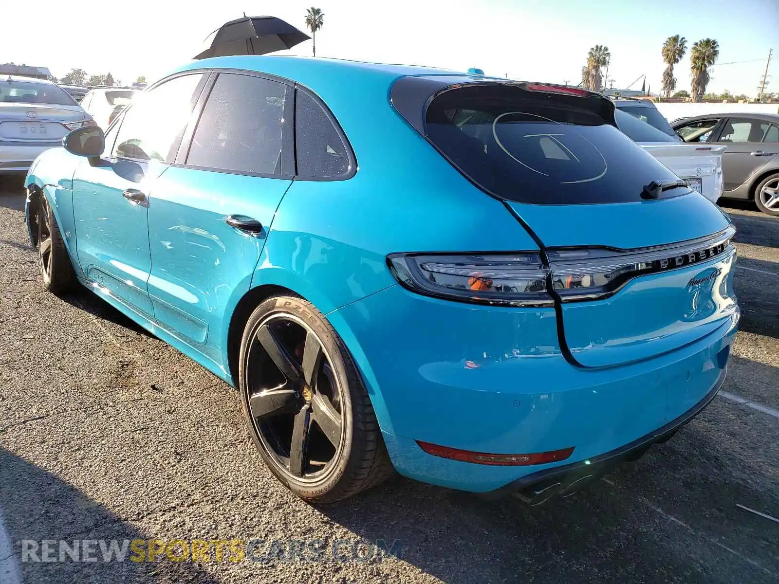 3 Photograph of a damaged car WP1AG2A54LLB55979 PORSCHE MACAN 2020