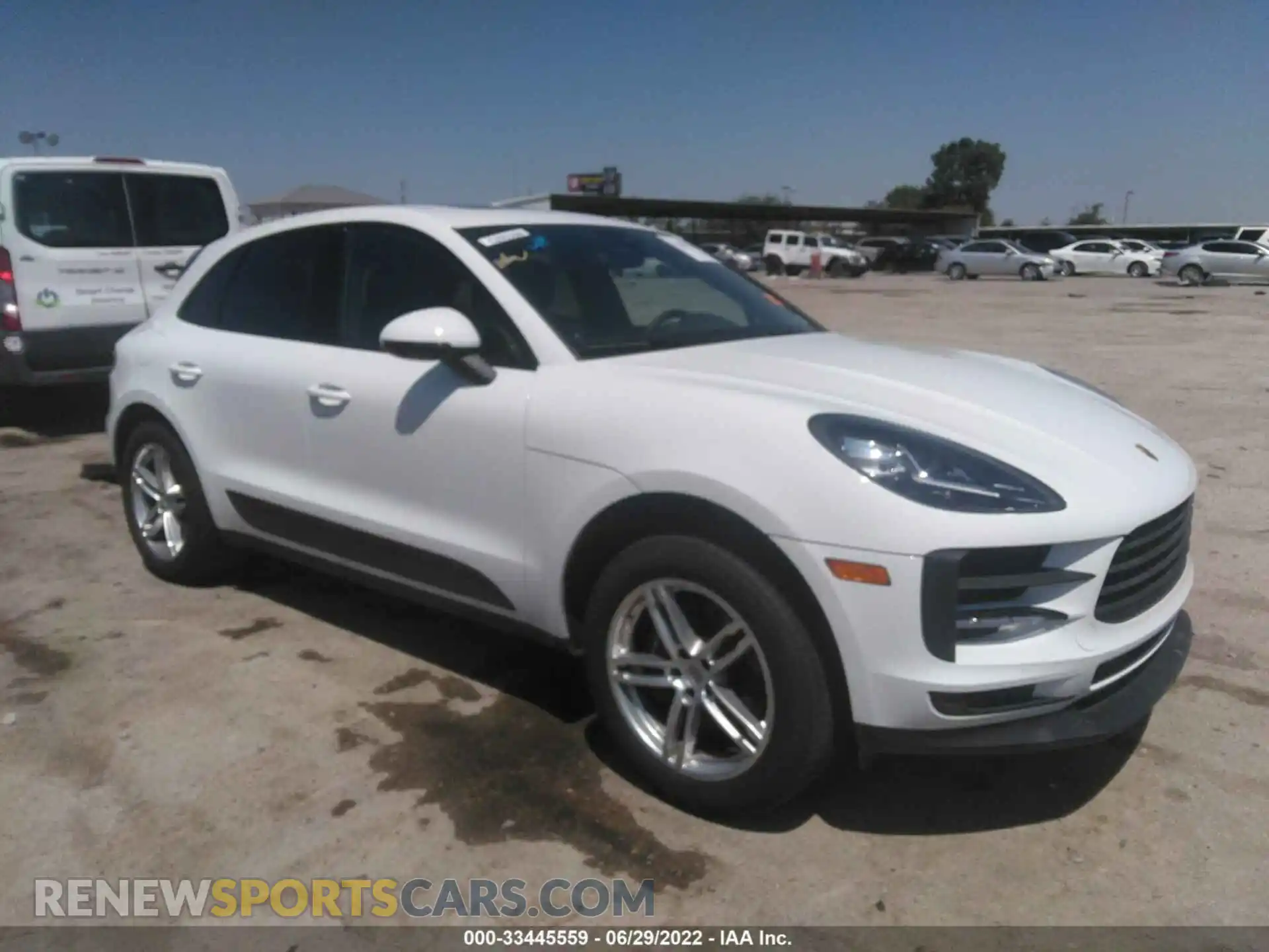 1 Photograph of a damaged car WP1AA2A50MLB11481 PORSCHE MACAN 2021