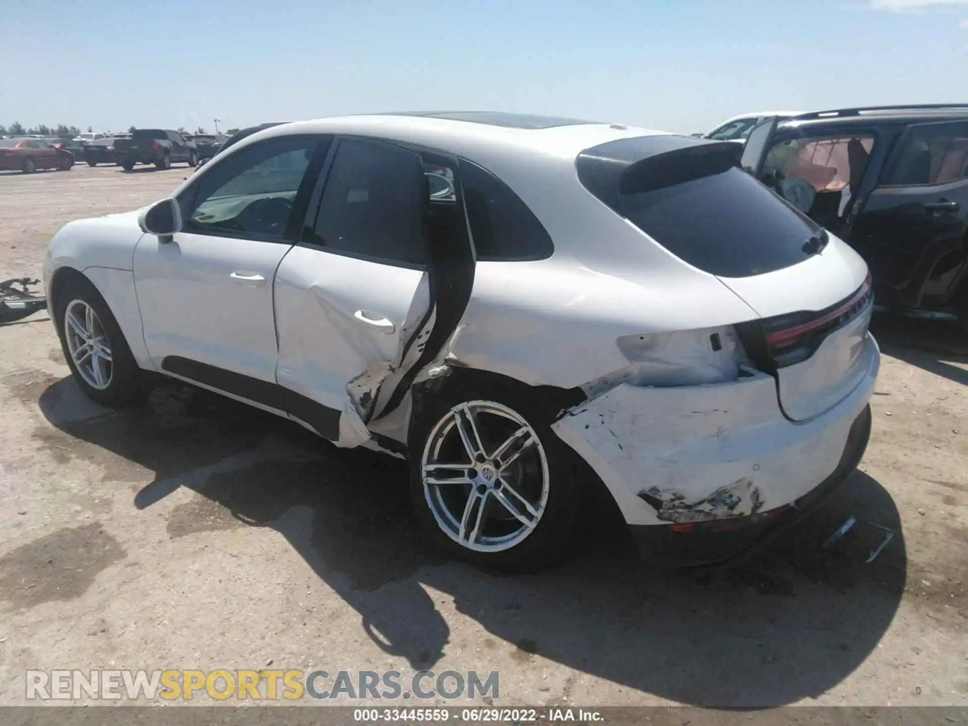 3 Photograph of a damaged car WP1AA2A50MLB11481 PORSCHE MACAN 2021