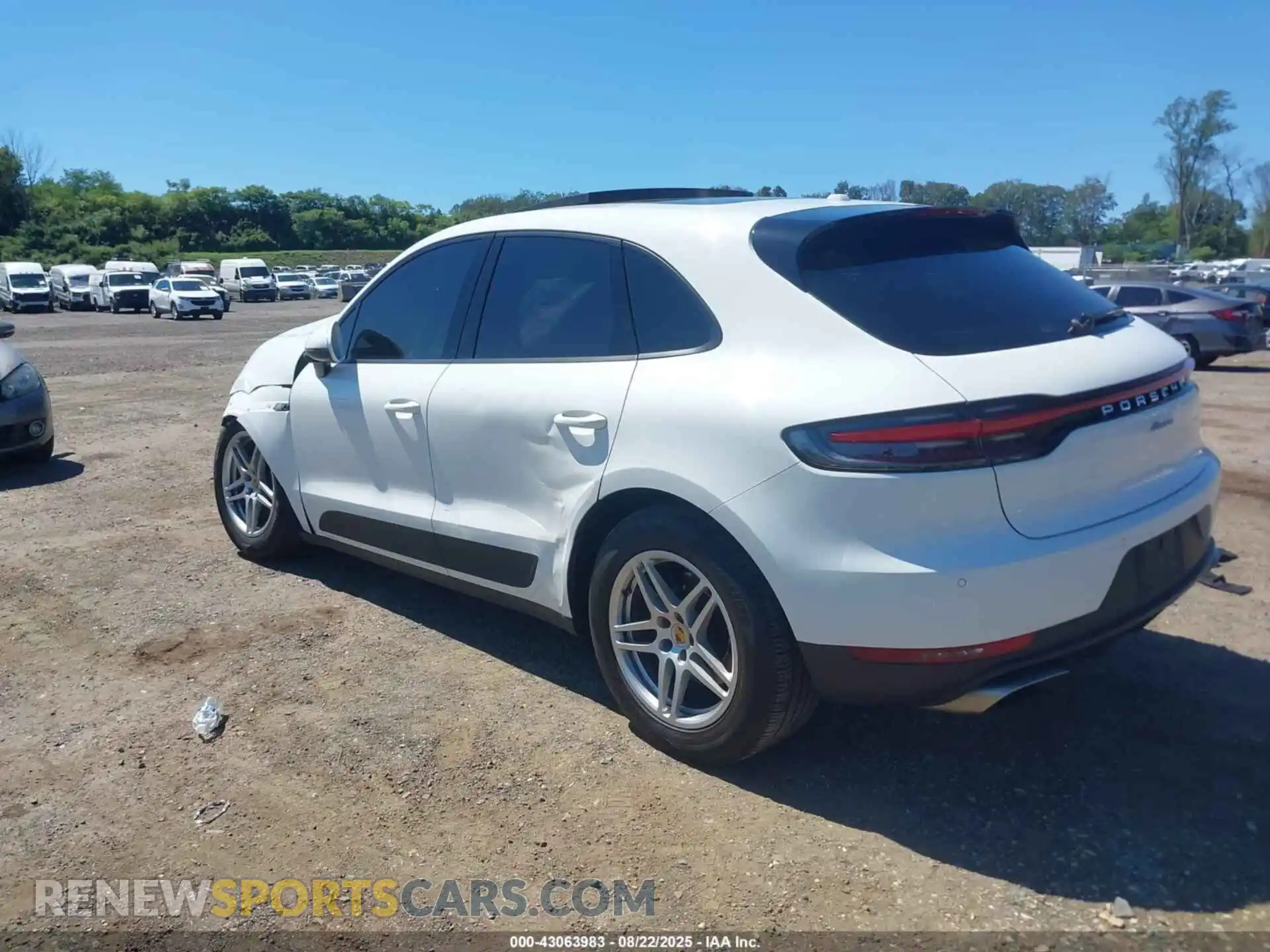 3 Photograph of a damaged car WP1AA2A51MLB02773 PORSCHE MACAN 2021