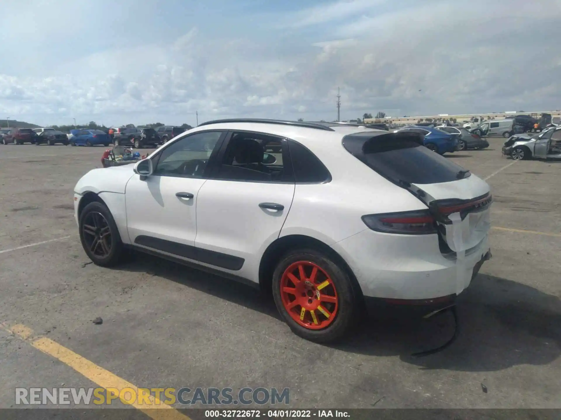3 Photograph of a damaged car WP1AA2A52MLB14432 PORSCHE MACAN 2021