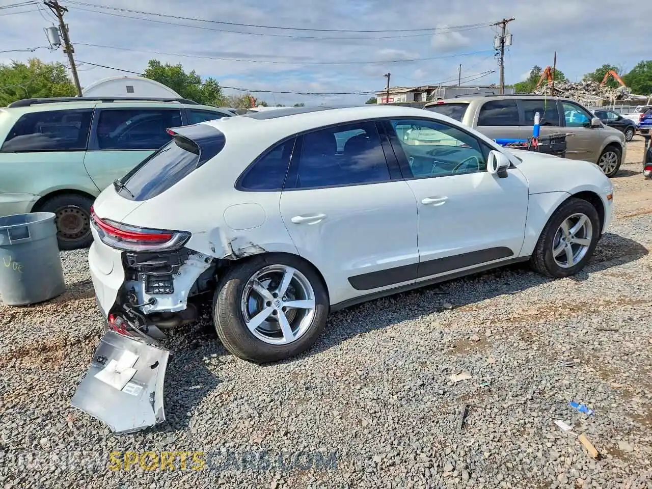 3 fotografías del automóvil dañado WP1AA2A53MLB11975 PORSCHE MACAN 2021