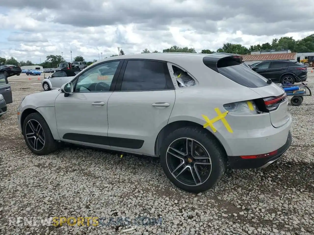 2 Photograph of a damaged car WP1AA2A54MLB17137 PORSCHE MACAN 2021
