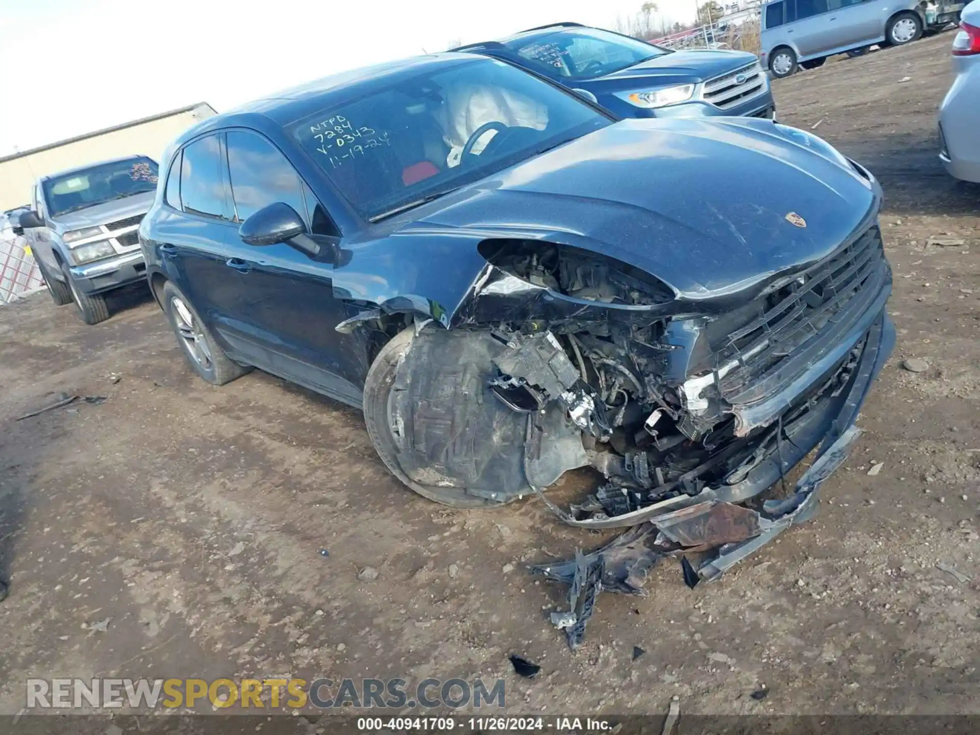 1 Photograph of a damaged car WP1AA2A55MLB10343 PORSCHE MACAN 2021