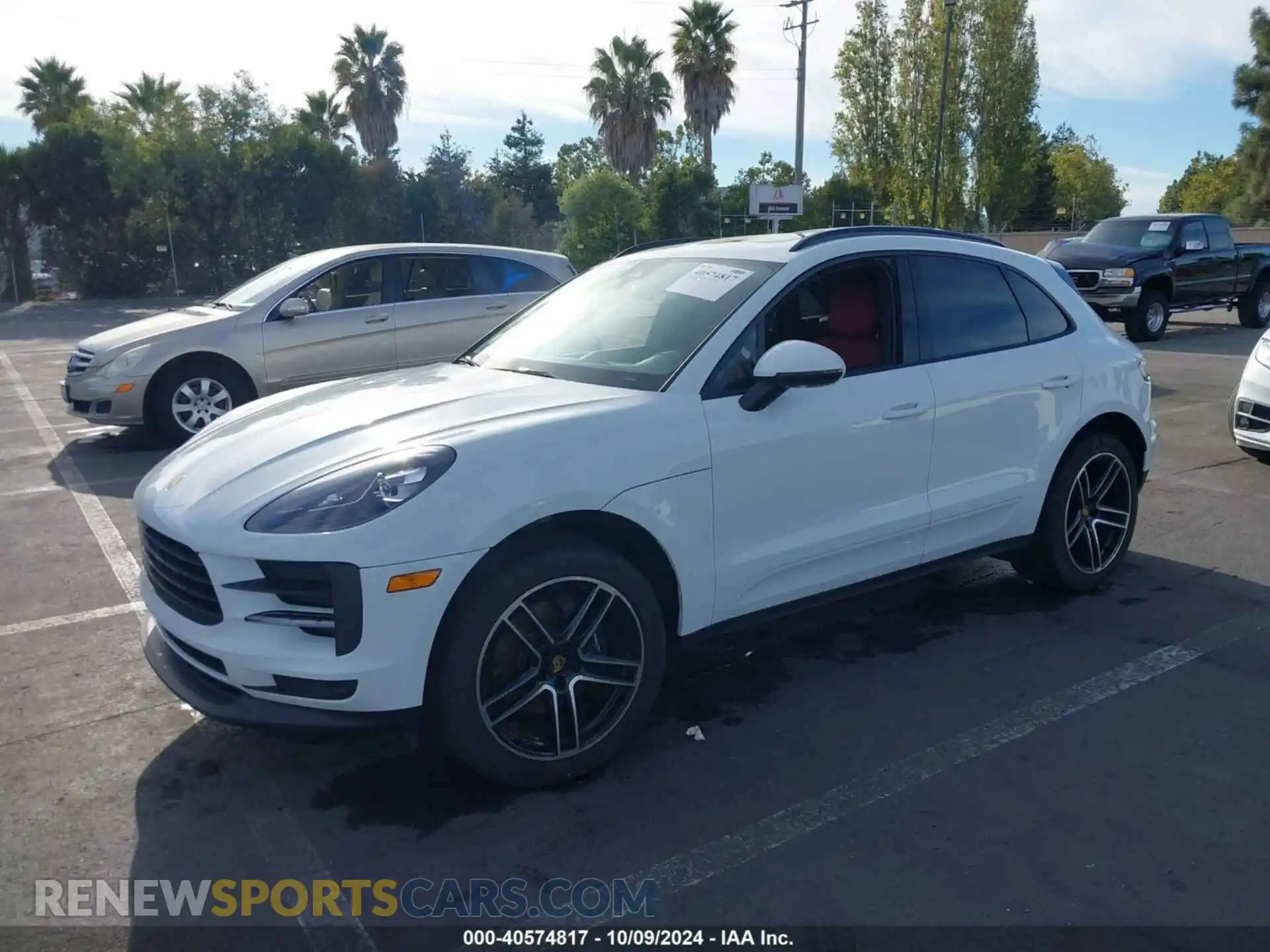 2 Photograph of a damaged car WP1AA2A55MLB16420 PORSCHE MACAN 2021