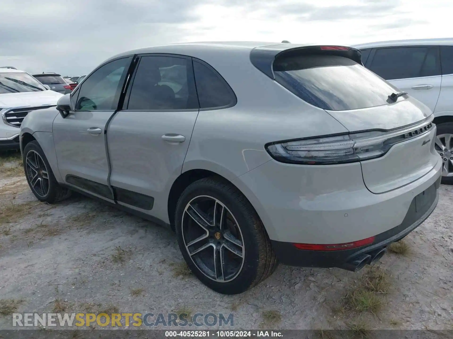 3 fotografías del automóvil dañado WP1AA2A55MLB16479 PORSCHE MACAN 2021